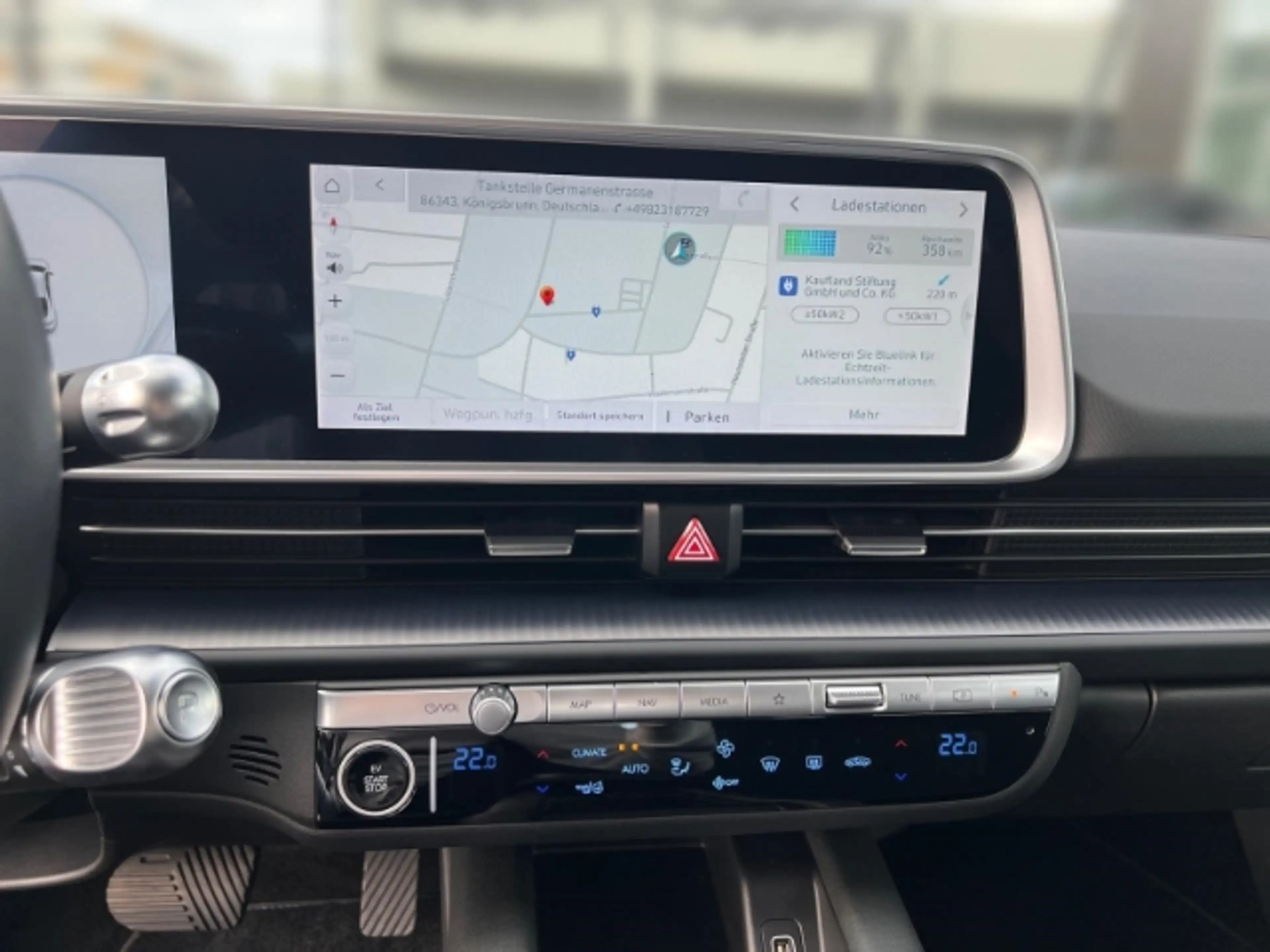 Hyundai IONIQ 6 Basis Elektro Navi Digitales Cockpit LED ACC El. H — photo 9