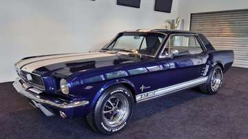 V8 ! Servo & Scheibenbremse & BKV ! Traumauto !