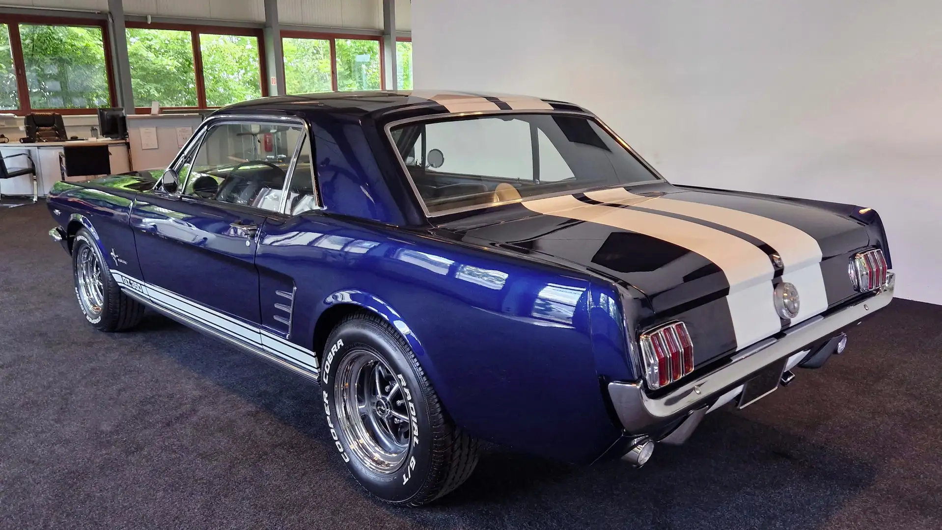 Ford Mustang V8 ! Servo & Scheibenbremse & BKV ! Traumauto ! Blauw - 2