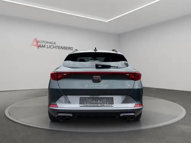 Cupra Formentor view 5