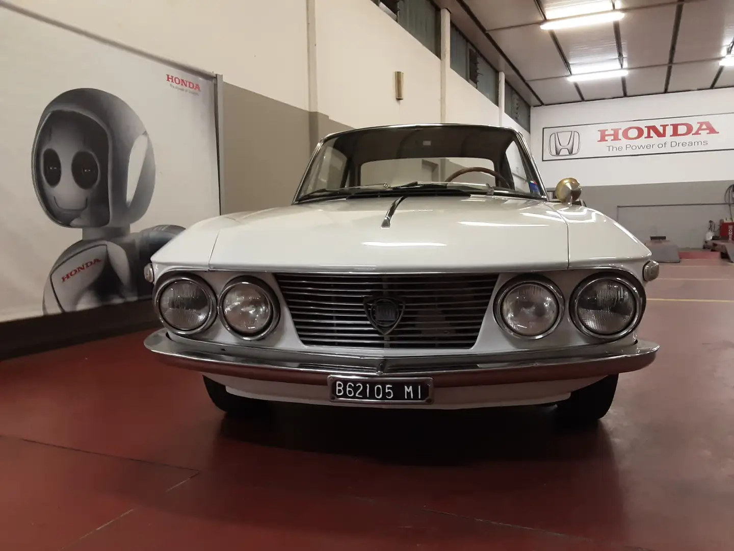 Lancia Fulvia COUPE' Alb - 2