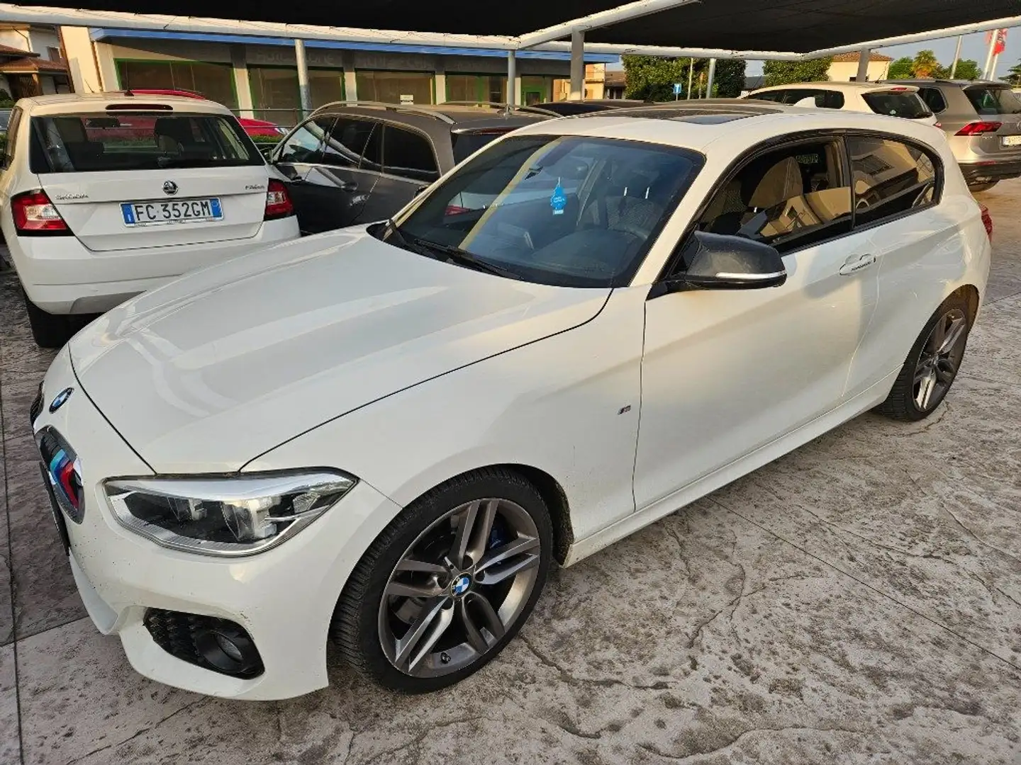 BMW X2 xDrive25e Business-X Bianco - 1
