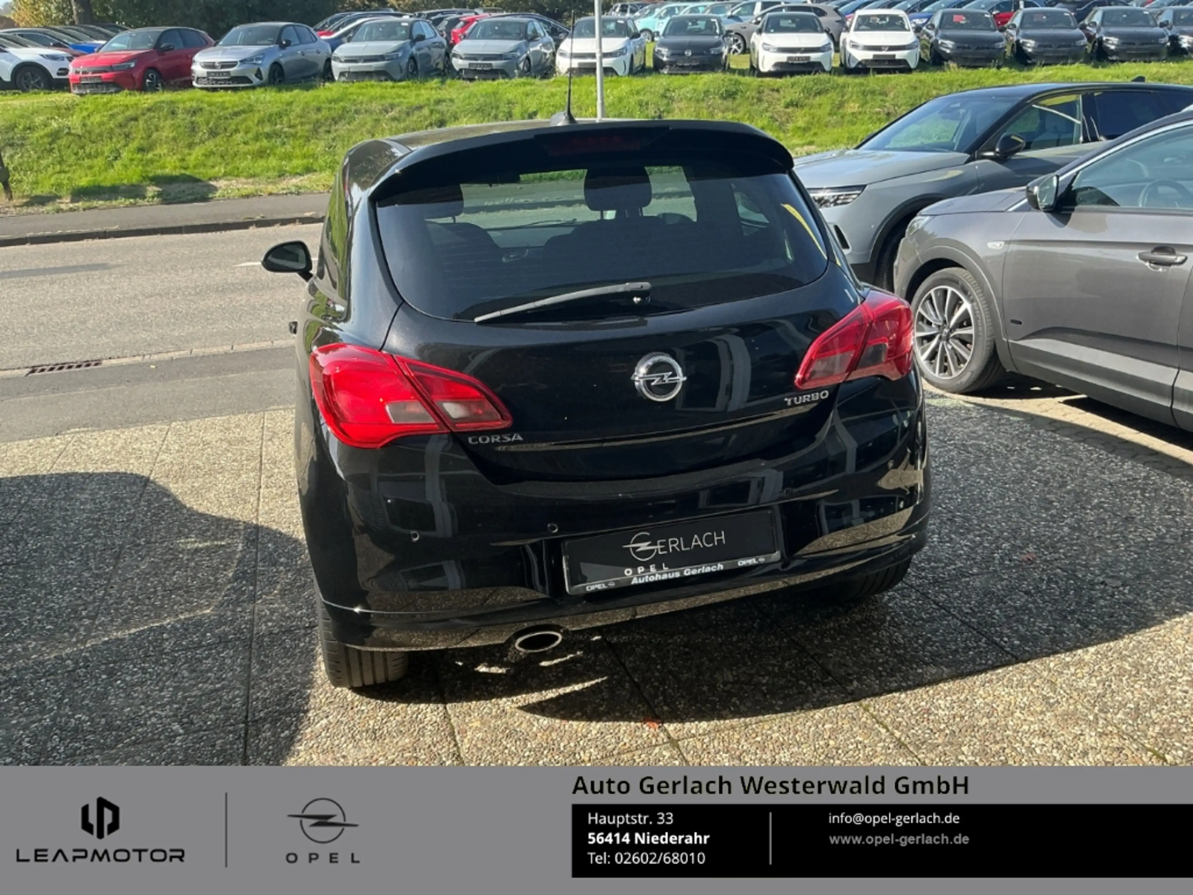 Opel Corsa E Color Edition ecoFlex Sportpaket Apple CarPlay A — photo 17