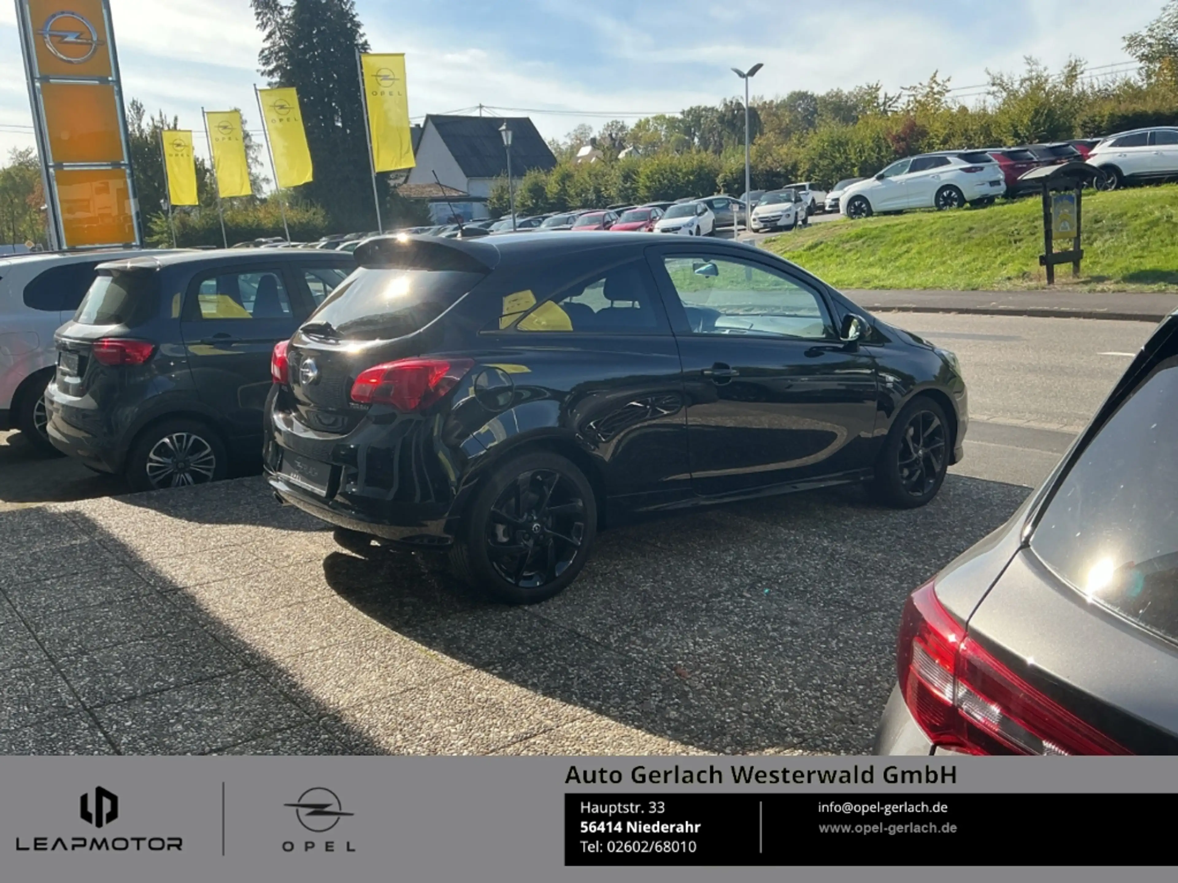Opel Corsa E Color Edition ecoFlex Sportpaket Apple CarPlay A — photo 13