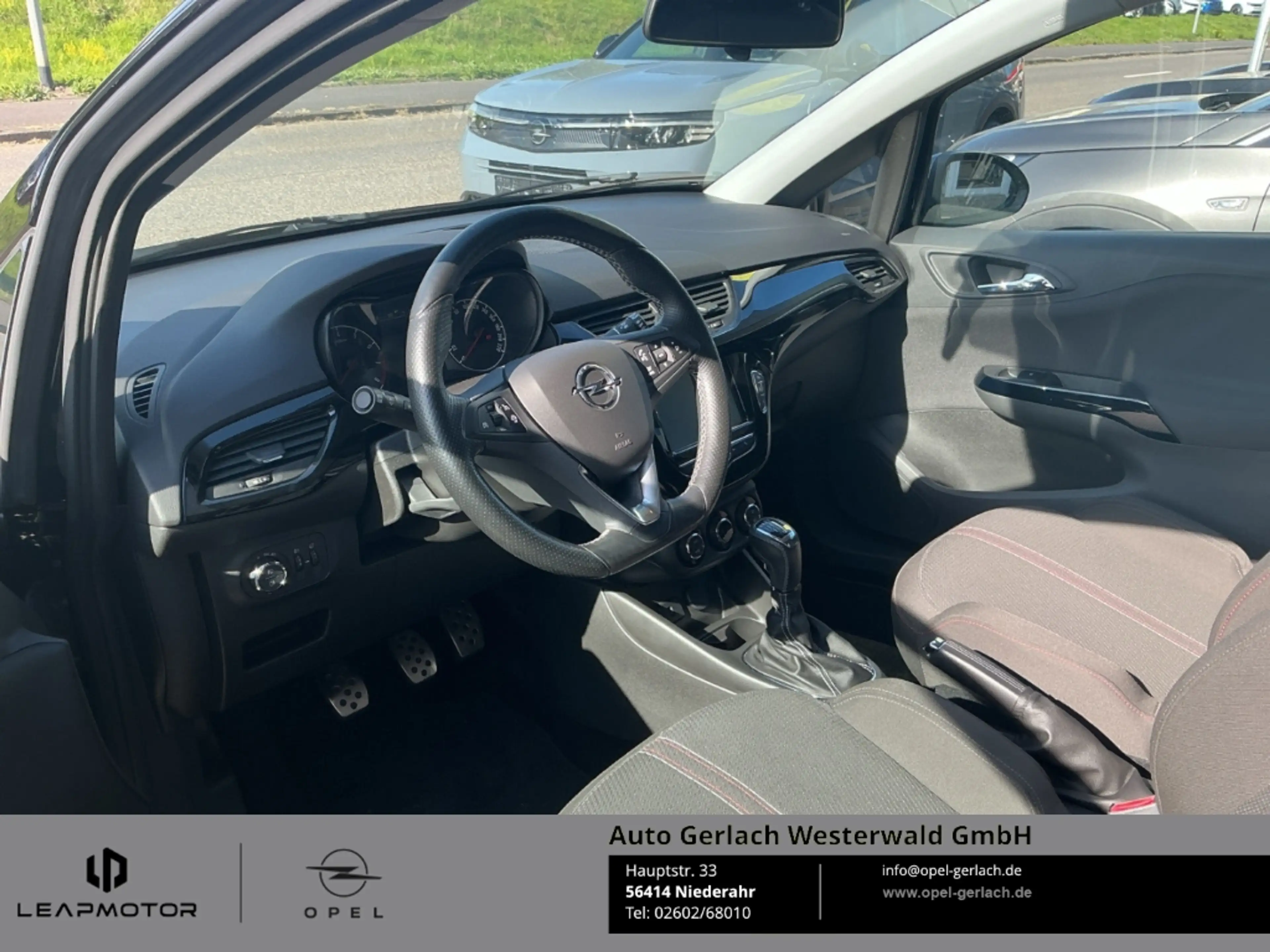 Opel Corsa E Color Edition ecoFlex Sportpaket Apple CarPlay A — photo 5