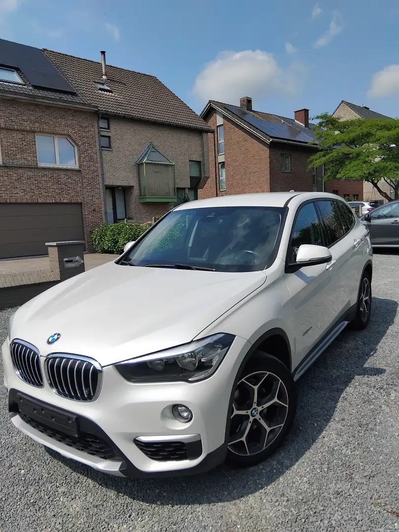 BMW X1 1.5 d sDrive16 - 1