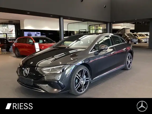 Mercedes-Benz EQE 500 4M ELECTRIC ART PANO AIRMATIC BURM DISTR