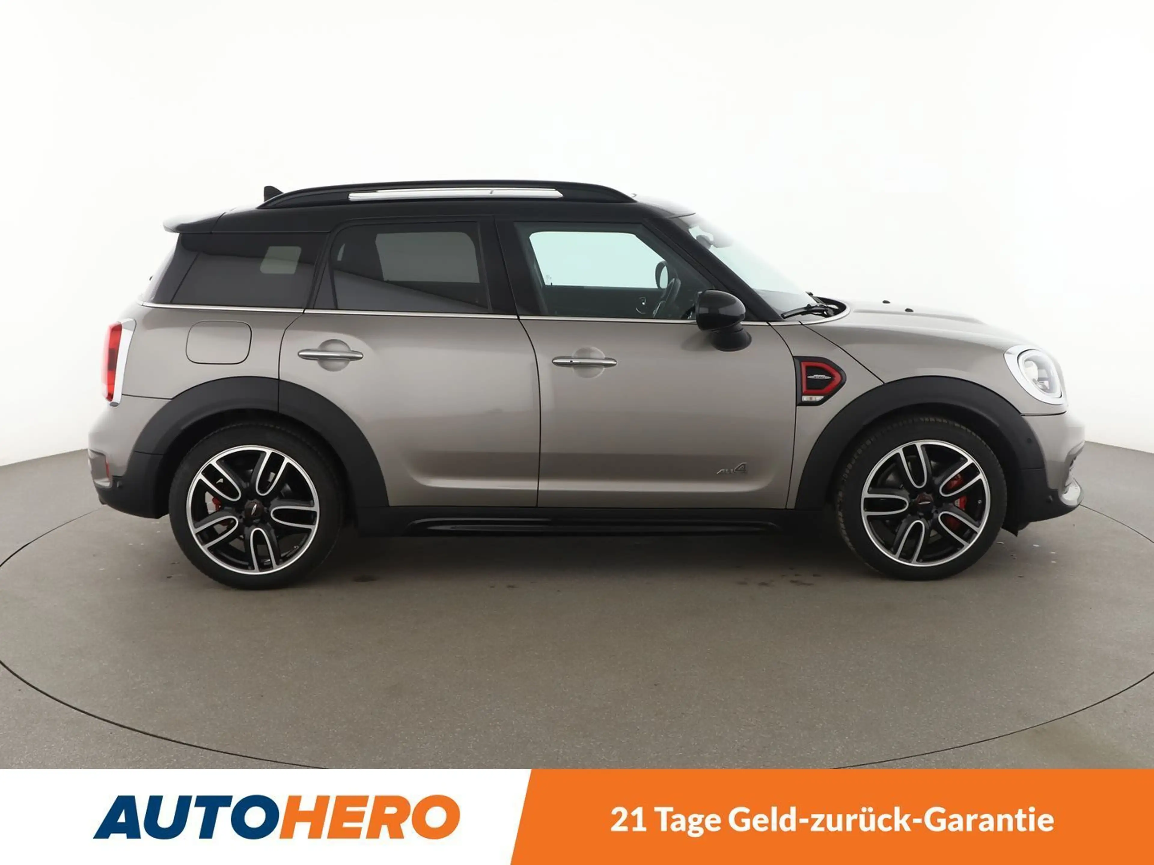 MINI John Cooper Works Countryman John Cooper Works ALL4 Aut.*NAVI*LED*ACC*HUD*H&K* — photo 7