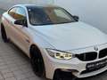 BMW M4 Coupé Frozen Brilliant White / Carbon Dach Grau - thumbnail 42