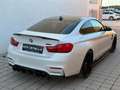 BMW M4 Coupé Frozen Brilliant White / Carbon Dach Grau - thumbnail 45