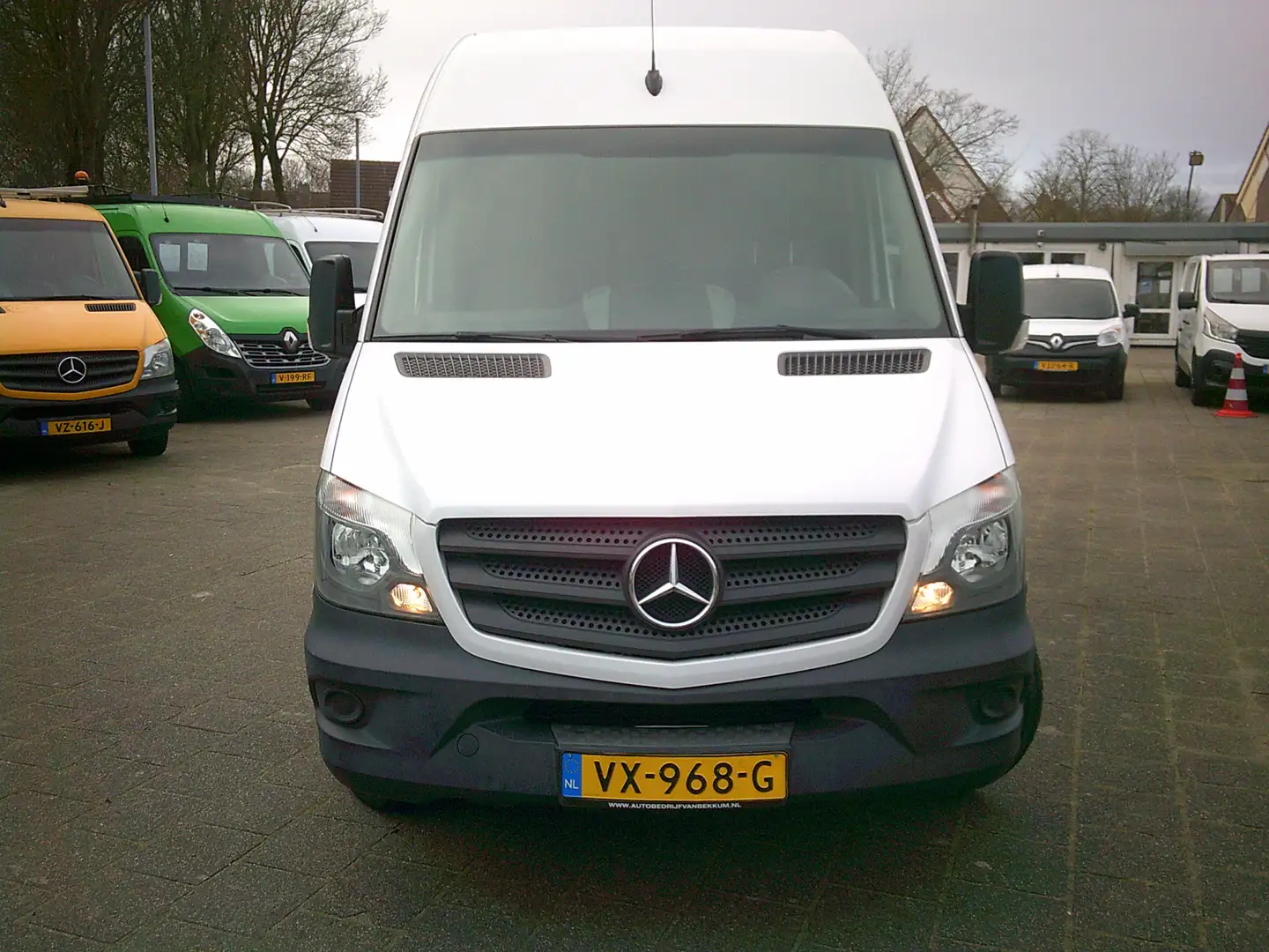 Mercedes-Benz Sprinter 313 2.2 CDI 366 EHD Business Professional Plus VOO Weiß - 2