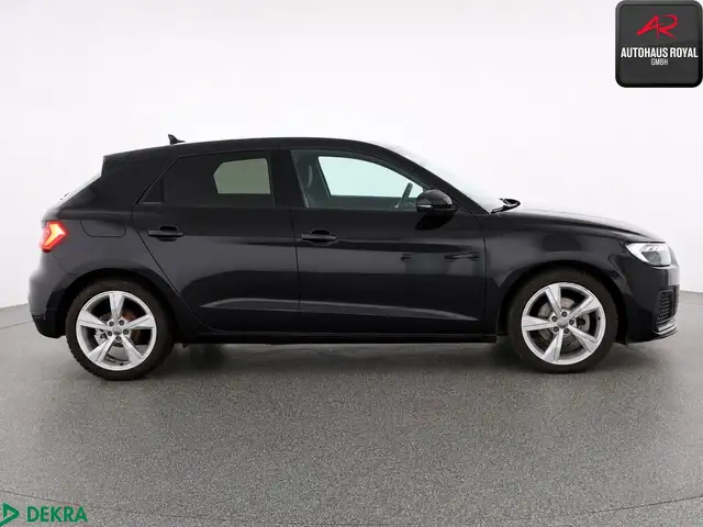 Audi A1 view 6