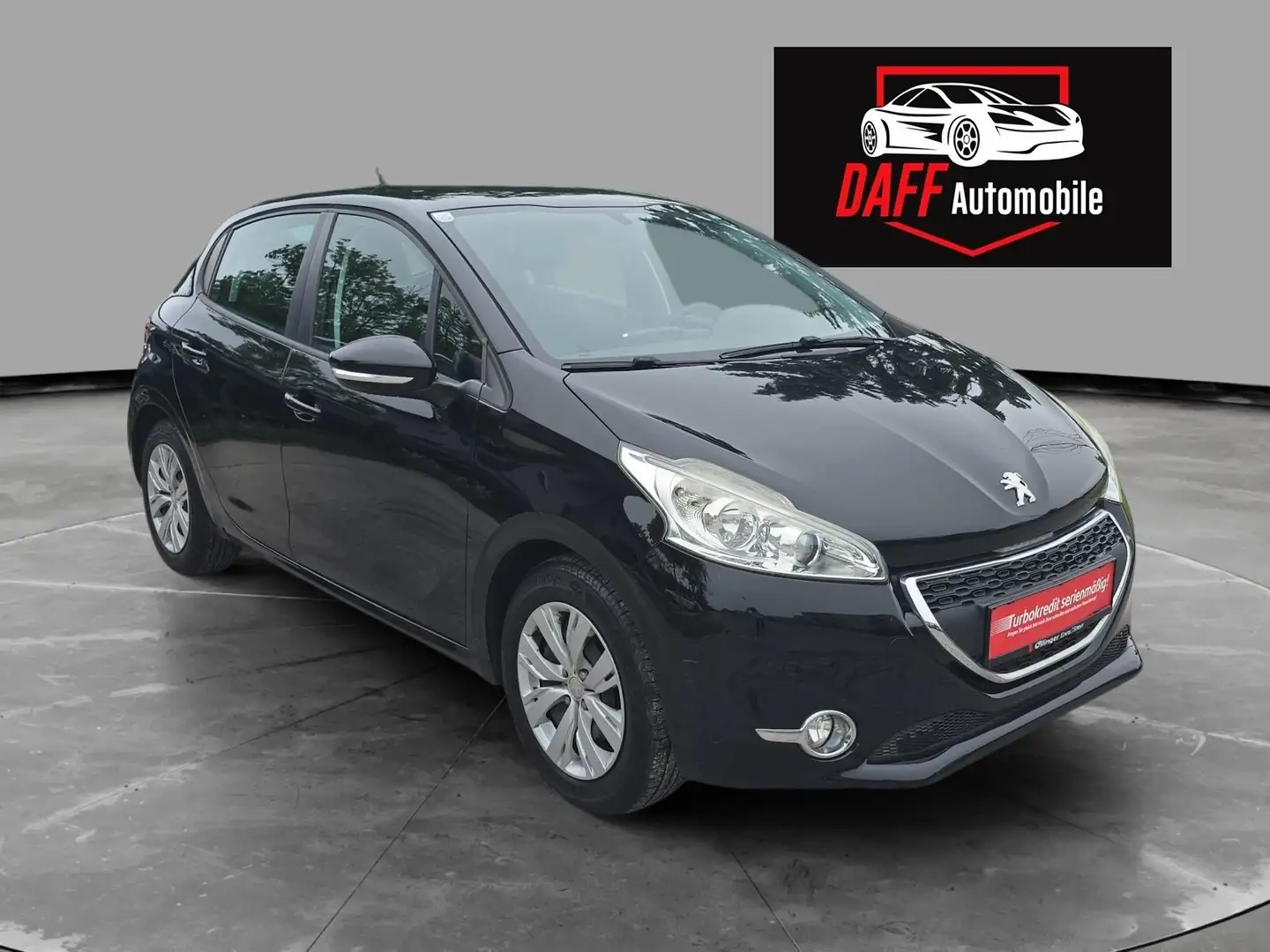 Peugeot 208 Active 1.2 Vti 82 Negro - 1