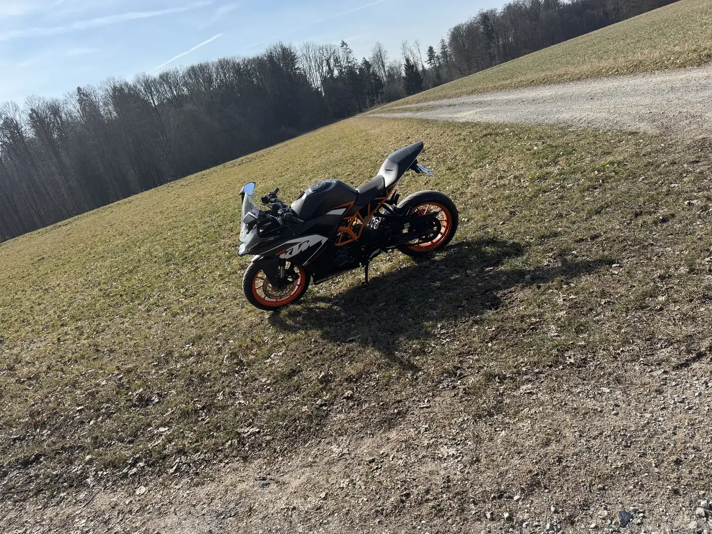 KTM RC 125 Negro - 2