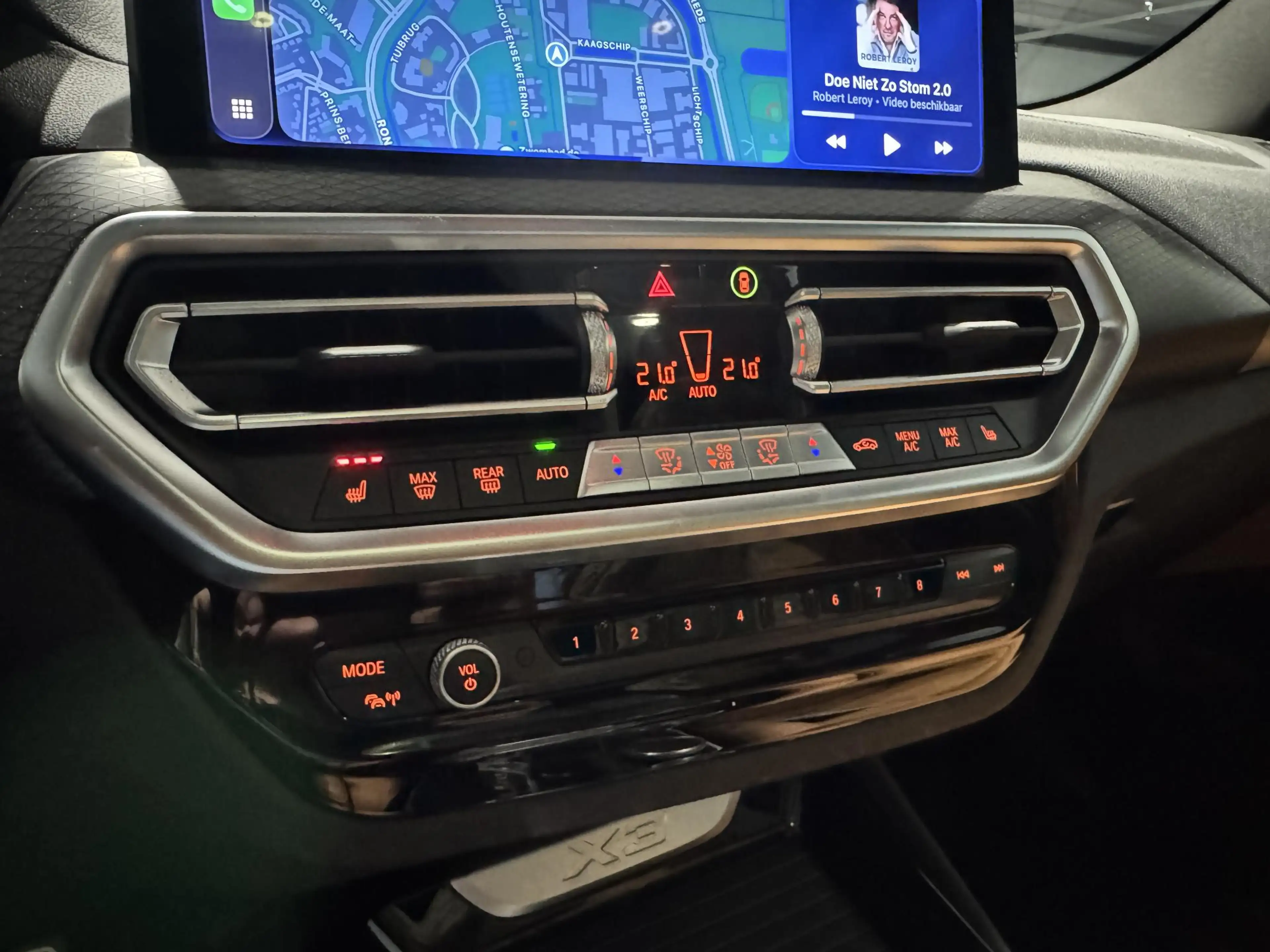 BMW X3 xDrive30e M-pakket | panorama | navi | led | leder — photo 13