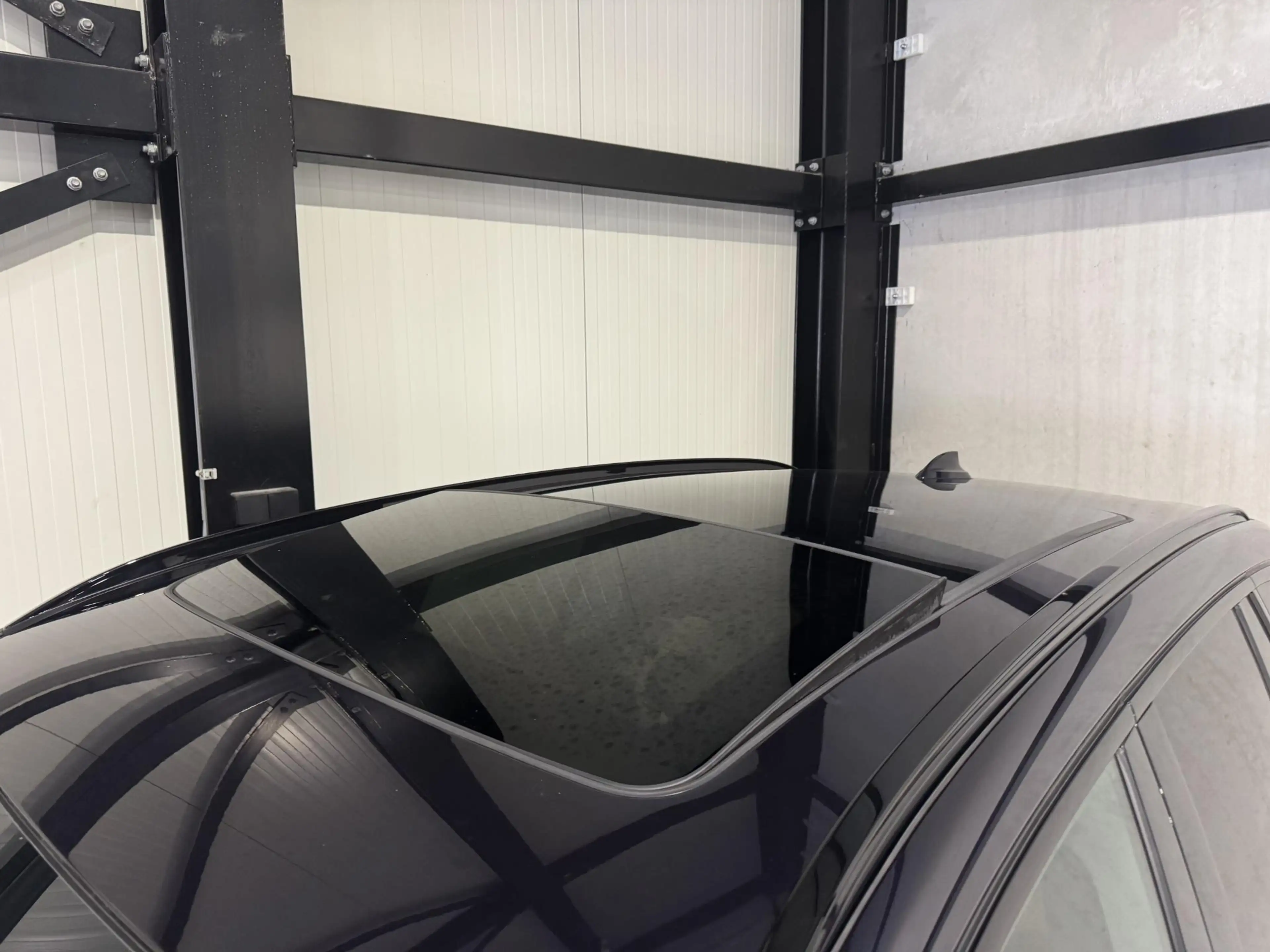 BMW X3 xDrive30e M-pakket | panorama | navi | led | leder — photo 24