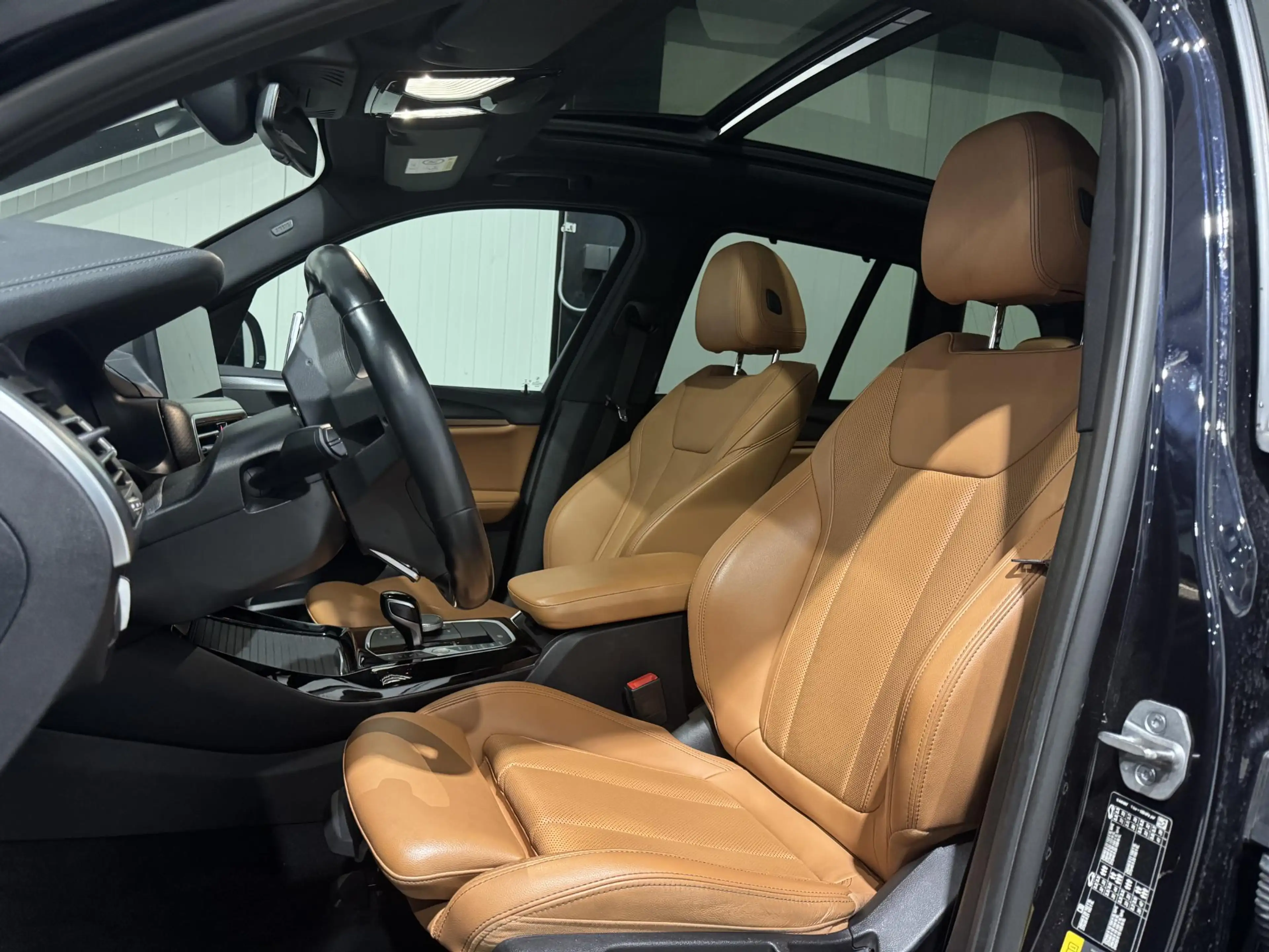 BMW X3 xDrive30e M-pakket | panorama | navi | led | leder — photo 7