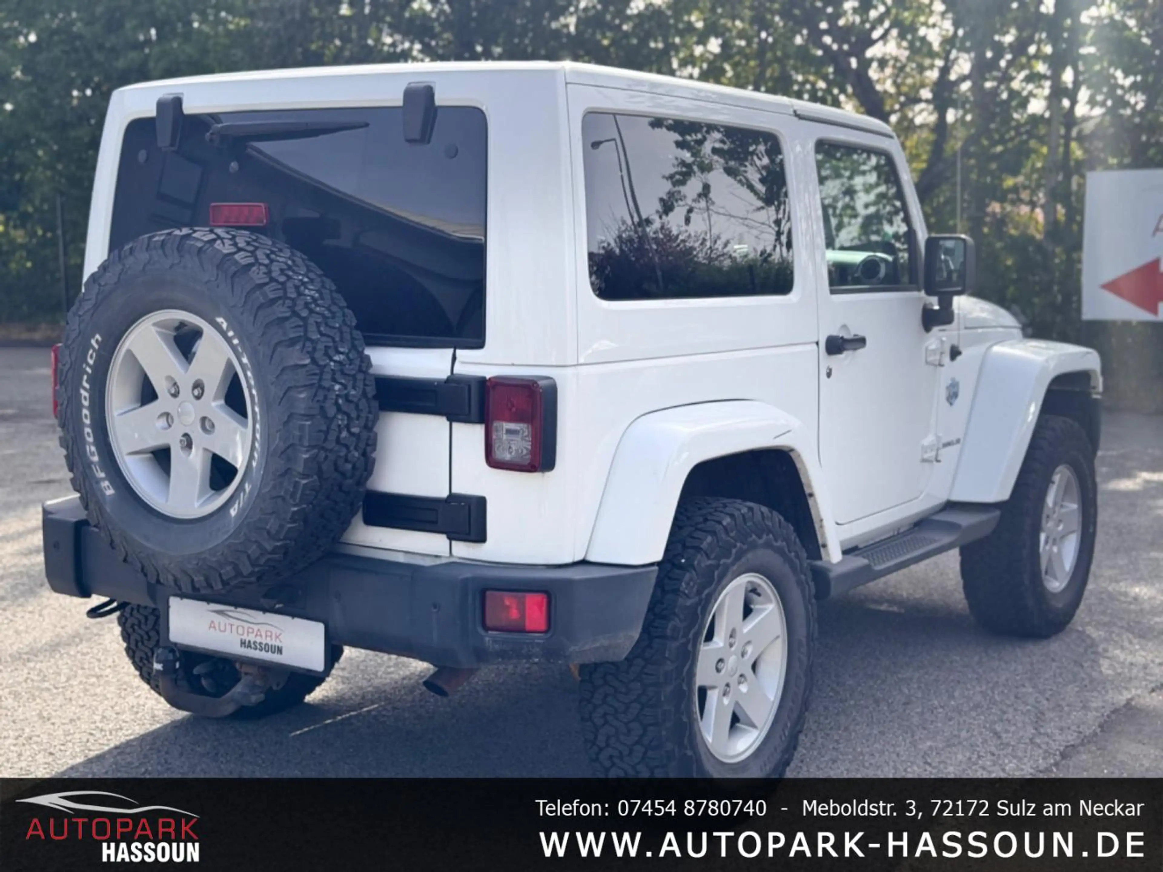 Jeep Wrangler JK 2.8 CRD Arctic TÜV 08/28 LED/XENON — photo 10