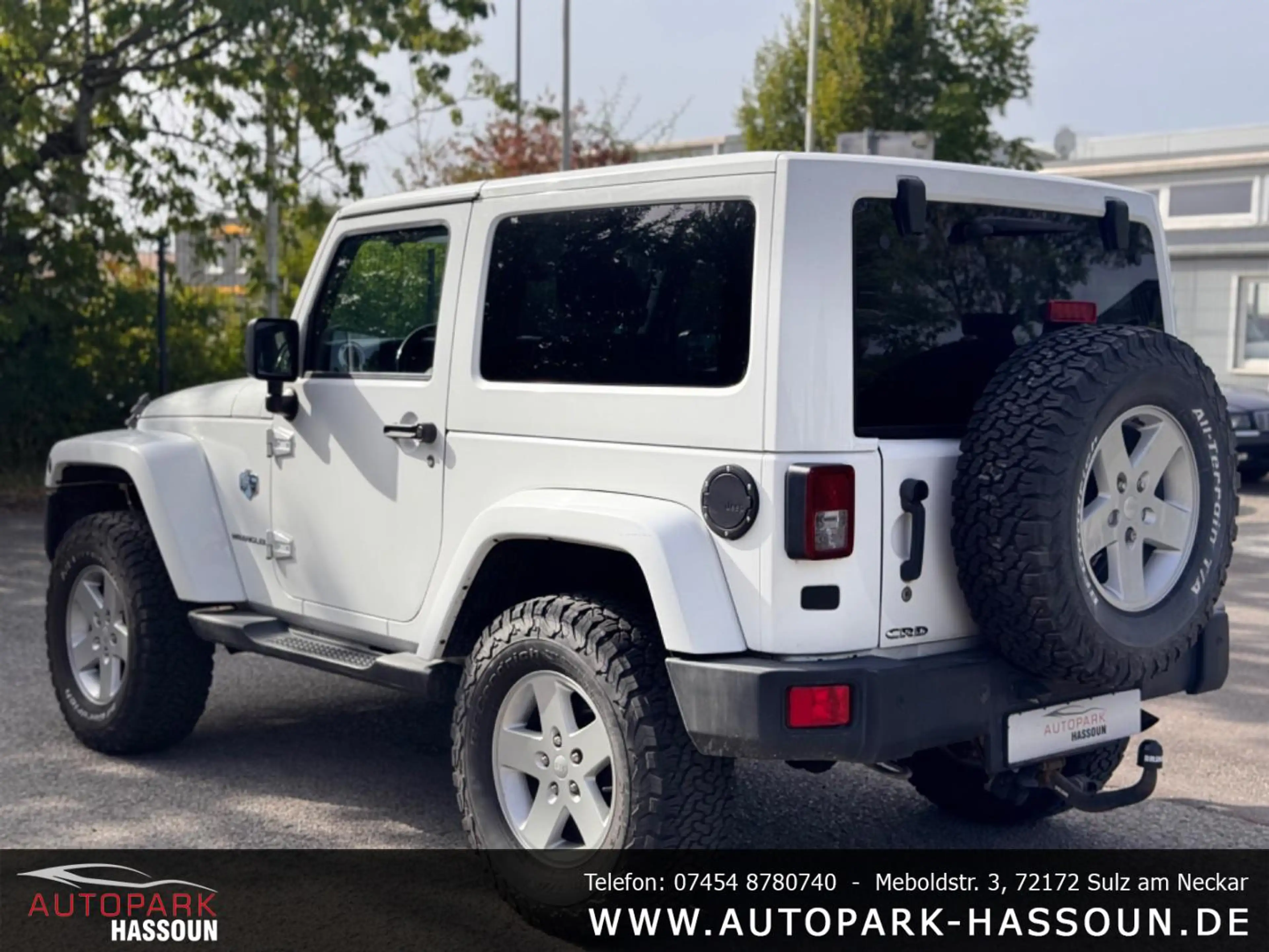 Jeep Wrangler JK 2.8 CRD Arctic TÜV 08/28 LED/XENON — photo 13