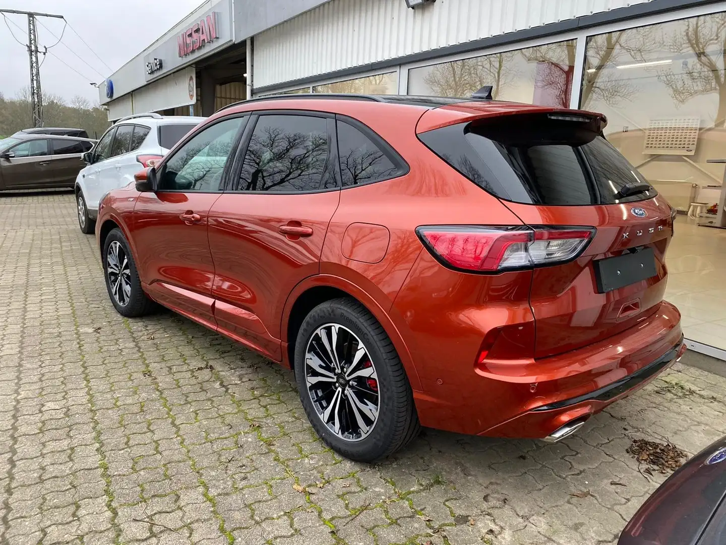 Ford Kuga Kuga 1.5 EcoBoost ST-LINE X Panorama B&O Sound Orange - 2