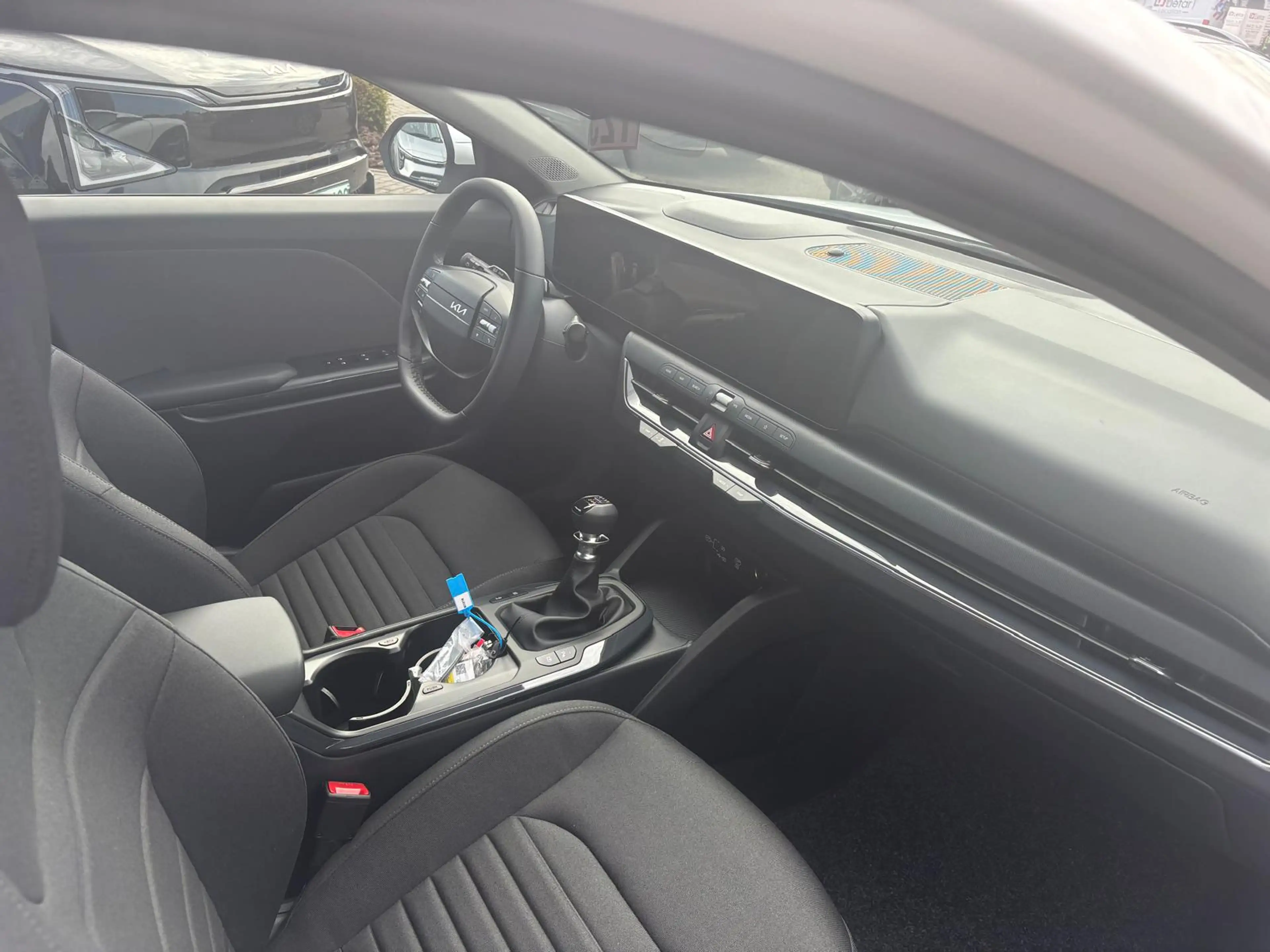 Kia K4 Pulse — photo 7