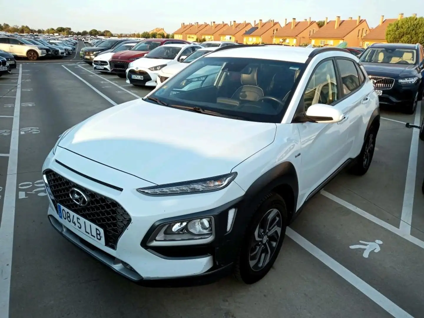Hyundai KONA HEV 1.6 GDI DT SLE Blanco - 1