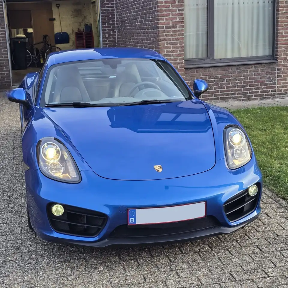 Porsche 718 Cayman