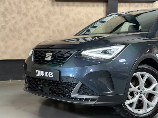 Seat Arona view 3