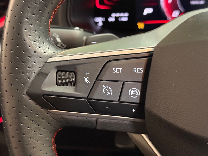 SEAT Arona 1.0 EcoTSI FR Business Connect | Led | Sfeerverlic — photo 15