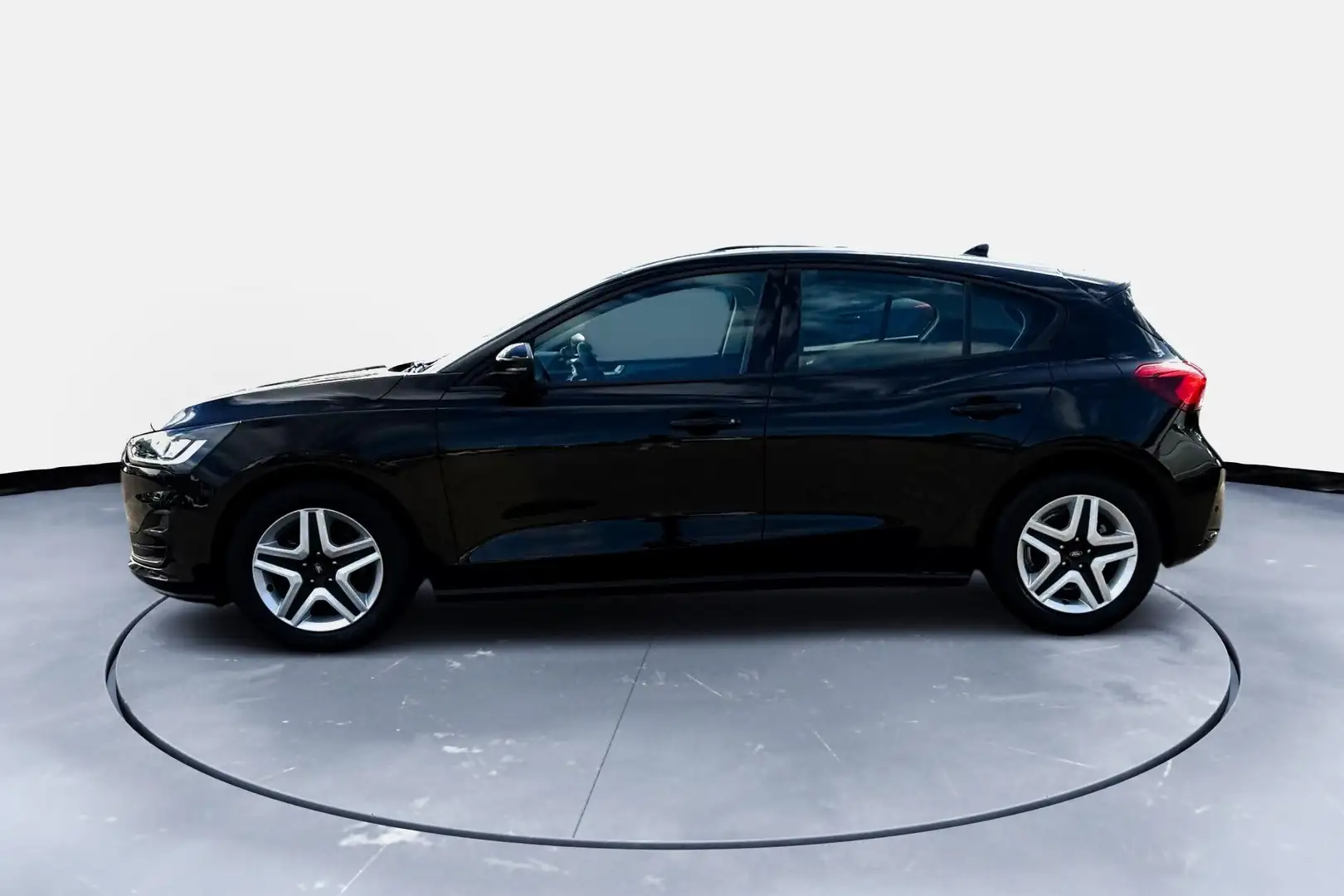 Ford Focus 1.0 EcoBoost Connected | Navi | Carplay | PDC | Zwart - 2