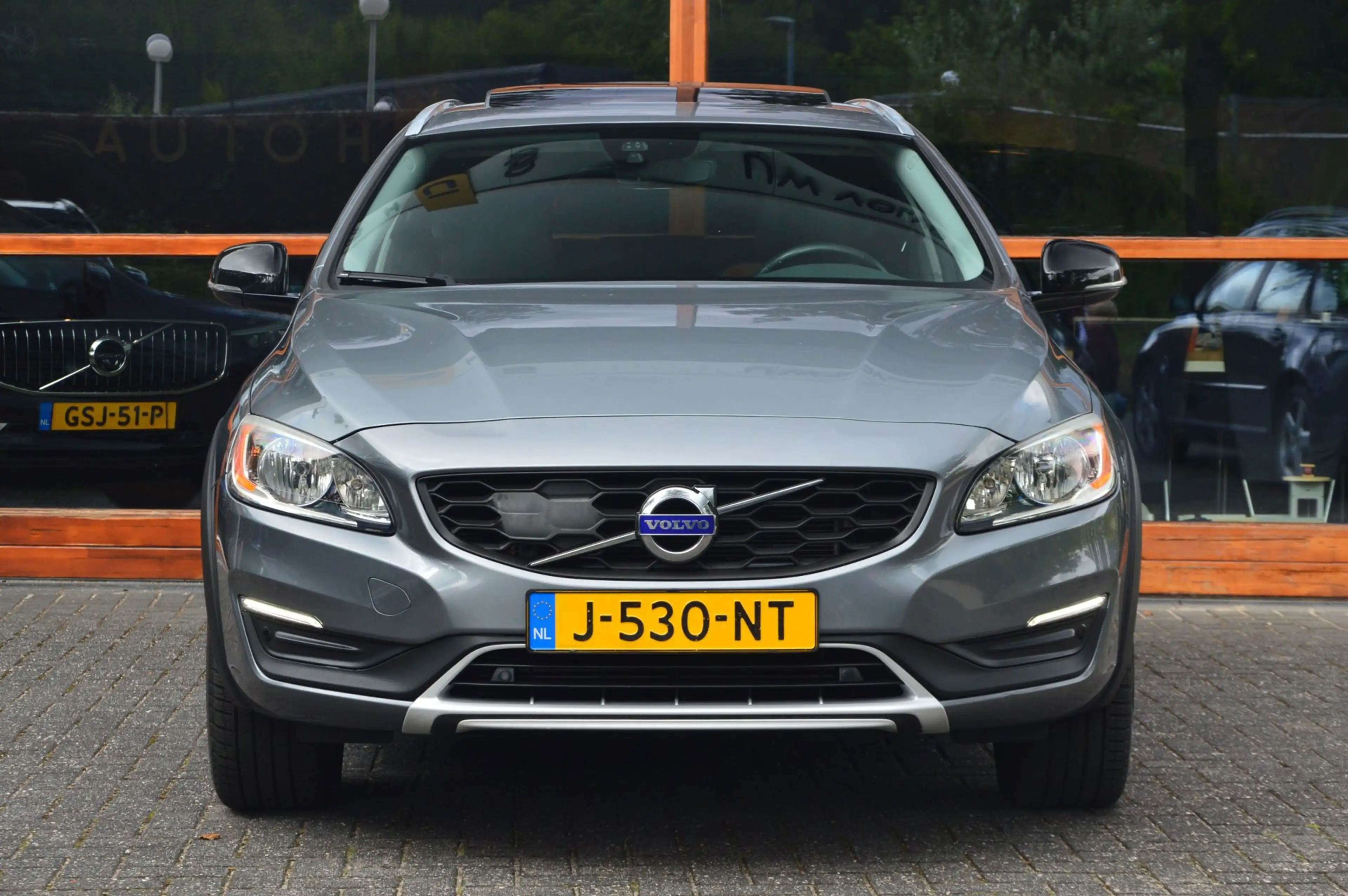 Volvo V60 Cross Country 2.0 T5 AWD Polar+ | Panoramdak | Camera | Stoel + — photo 4