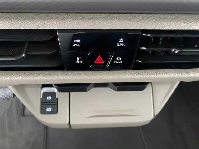 Volkswagen T7 Multivan VW T7 Multivan Business ÜH eHybrid 180 kW 4M Ansicht 20