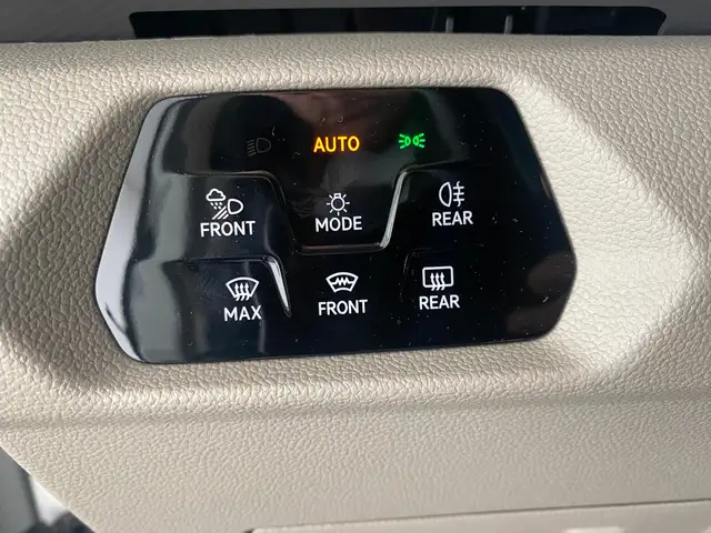 Volkswagen T7 Multivan VW T7 Multivan Business ÜH eHybrid 180 kW 4M Ansicht 25