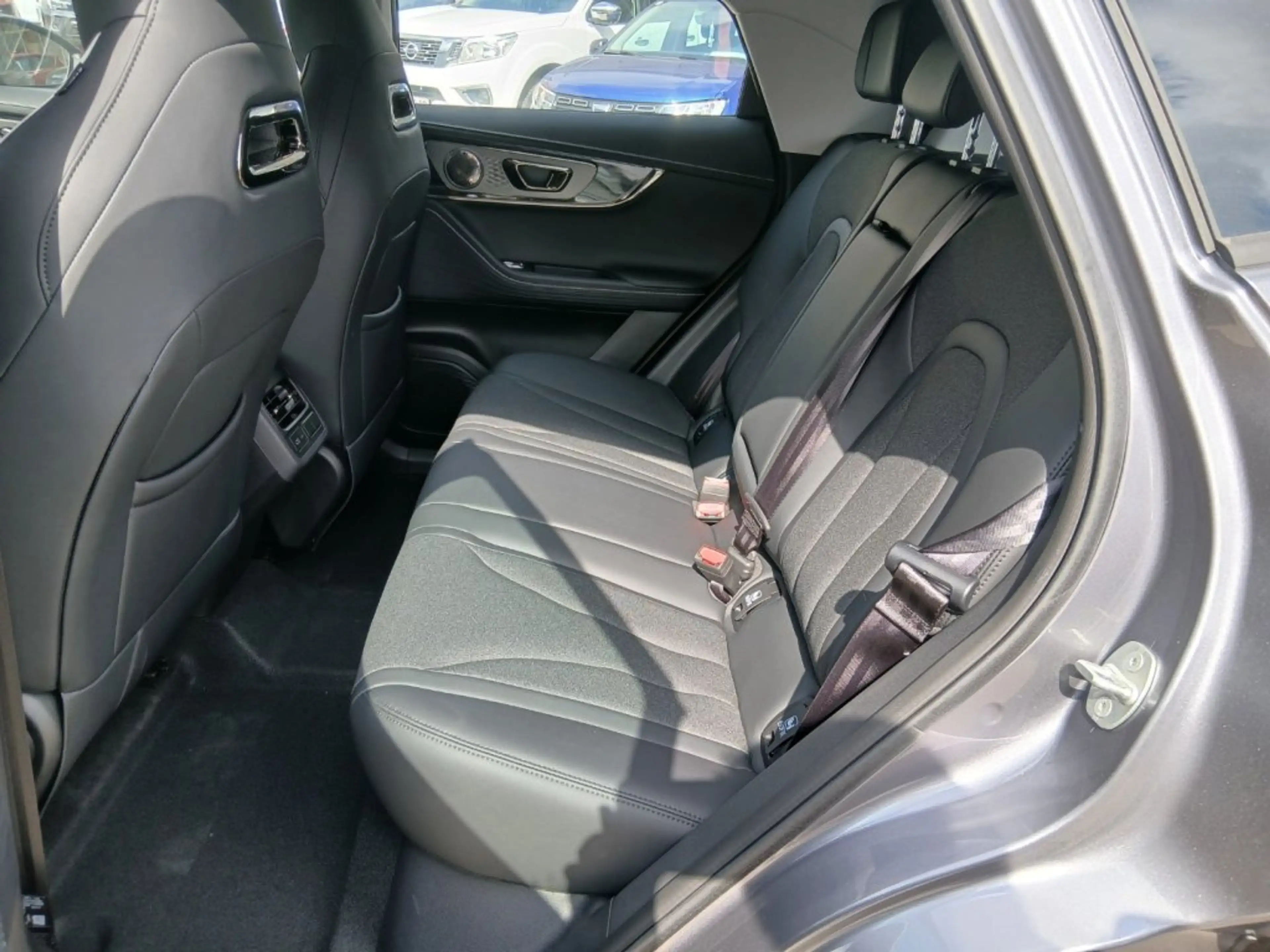 Omoda 5 OMODA5 HEV Comfort — photo 8