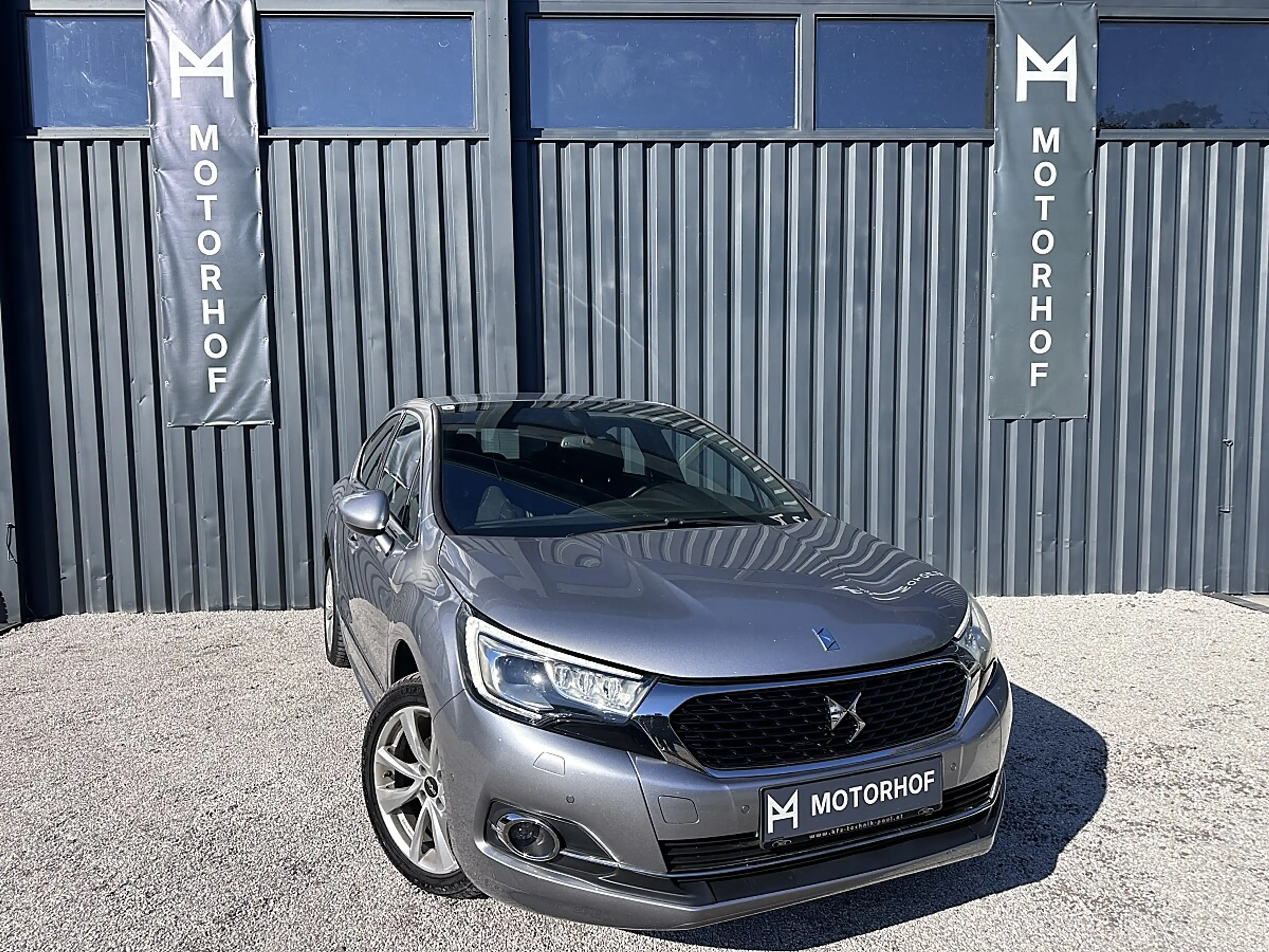 DS Automobiles DS 4 1.6 BlueHDi · Zahnriemen neu · Navi · Rückfahrk...