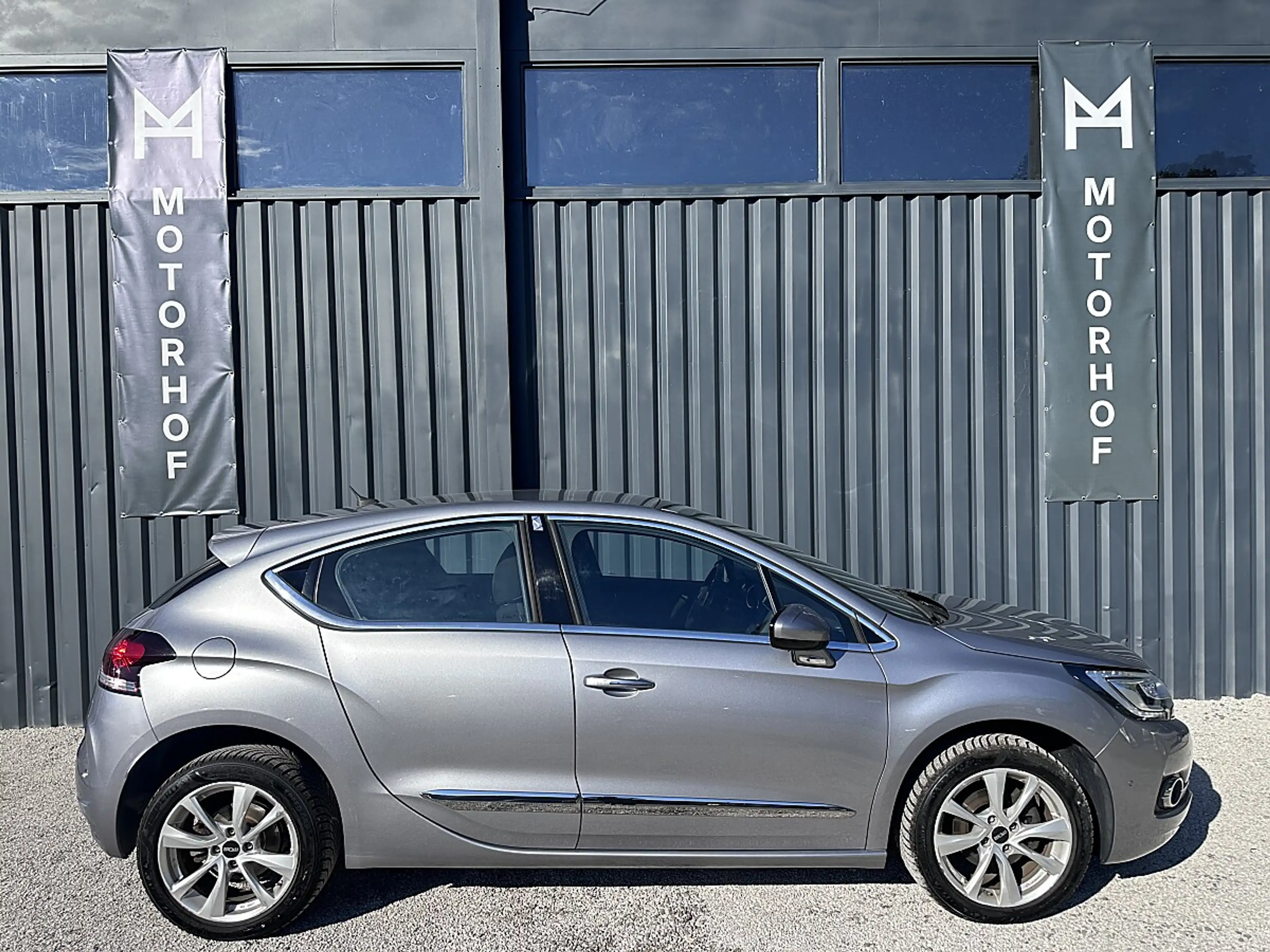 DS Automobiles DS 4 1.6 BlueHDi · Zahnriemen neu · Navi · Rückfahrk... — photo 3