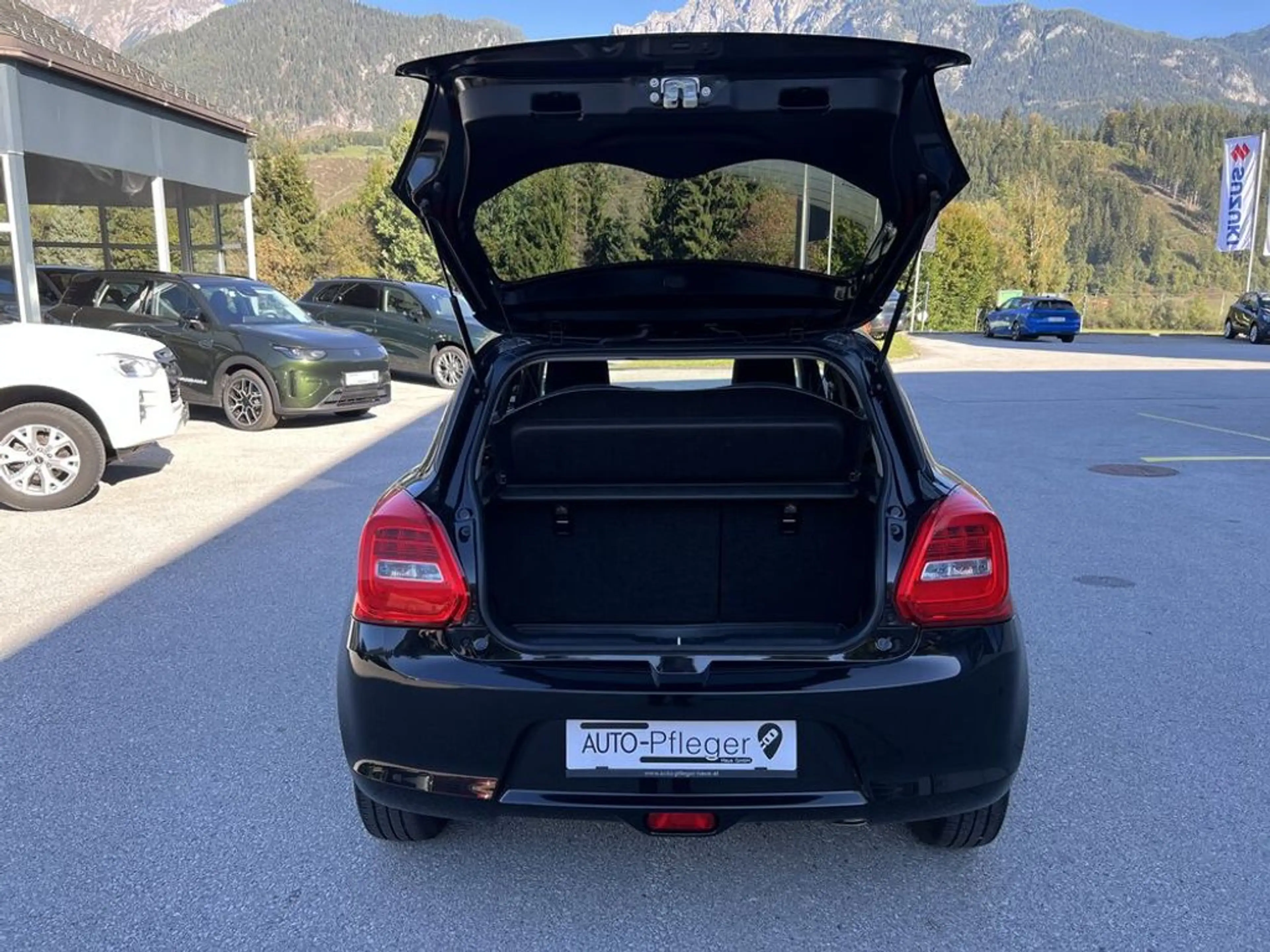 Suzuki Swift 1.2 DJ Hybrid ALLGRIP flash — photo 6