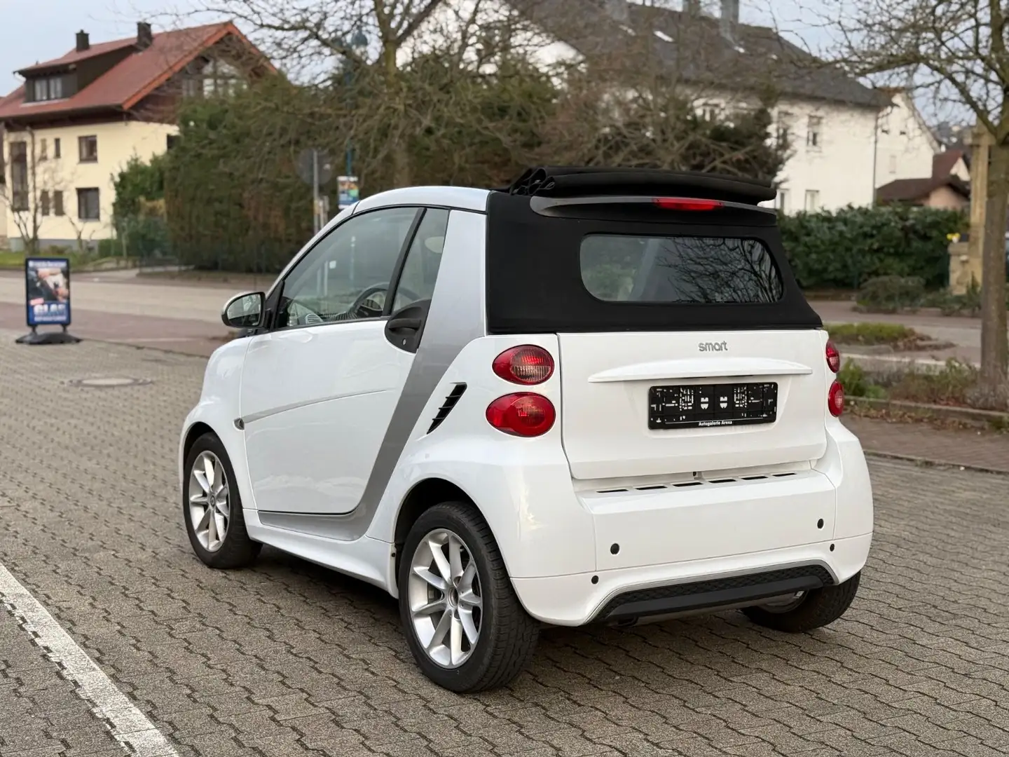 smart forTwo cabrio *Klimaautom*elektr. Schiebedach Plateado - 2