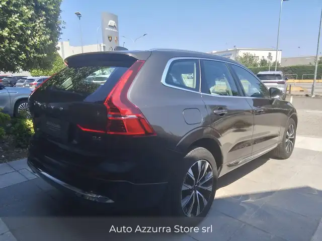 Volvo XC60 view 6