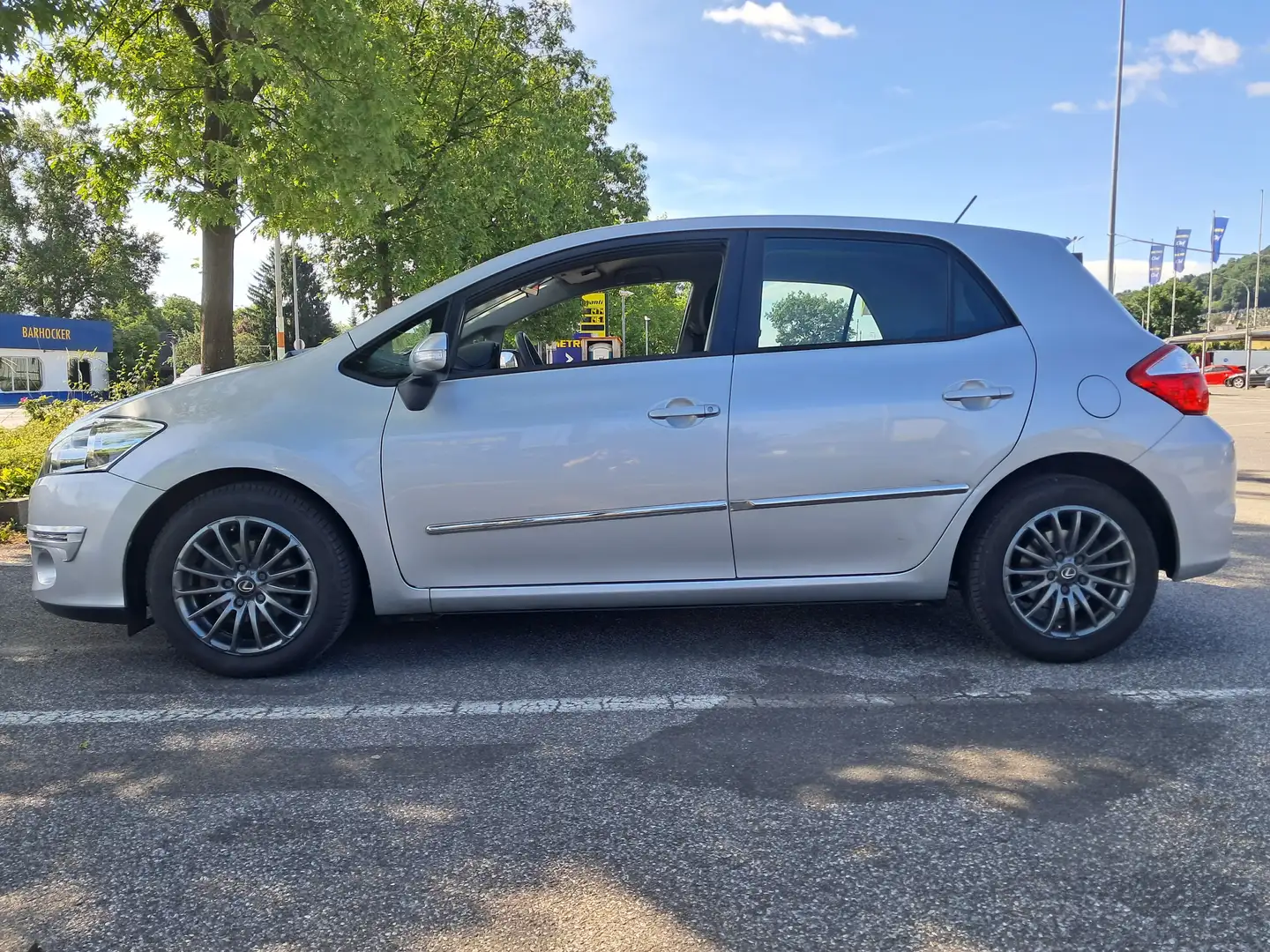 Toyota Auris Auris 1,33 dVVT-i S Silber - 2