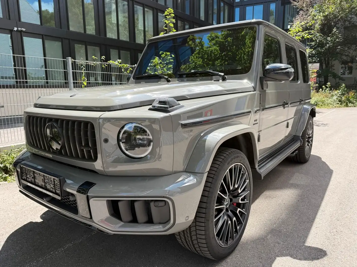 Mercedes-Benz G 63 AMG G63 AMG FULL CARBON  ACTIVE RIDE A22 DVD WEBASTO Gris - 1
