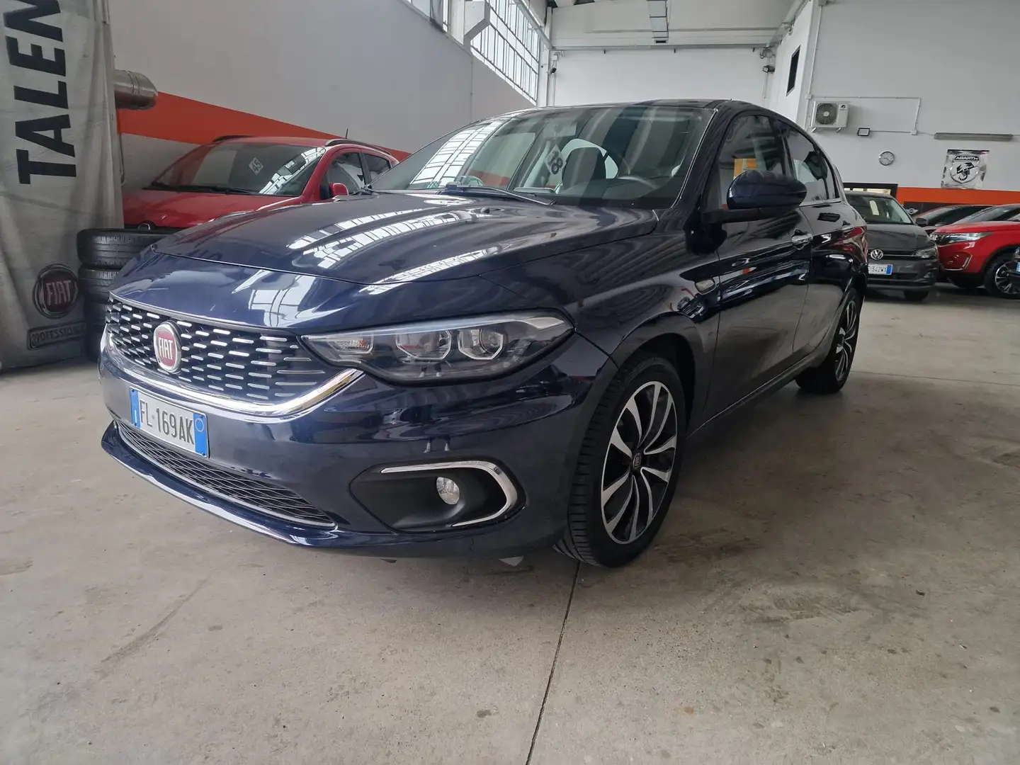 Fiat Tipo Tipo 5 porte II 2016 5p 1.4 tjt Lounge Gpl 120cv Bleu - 2