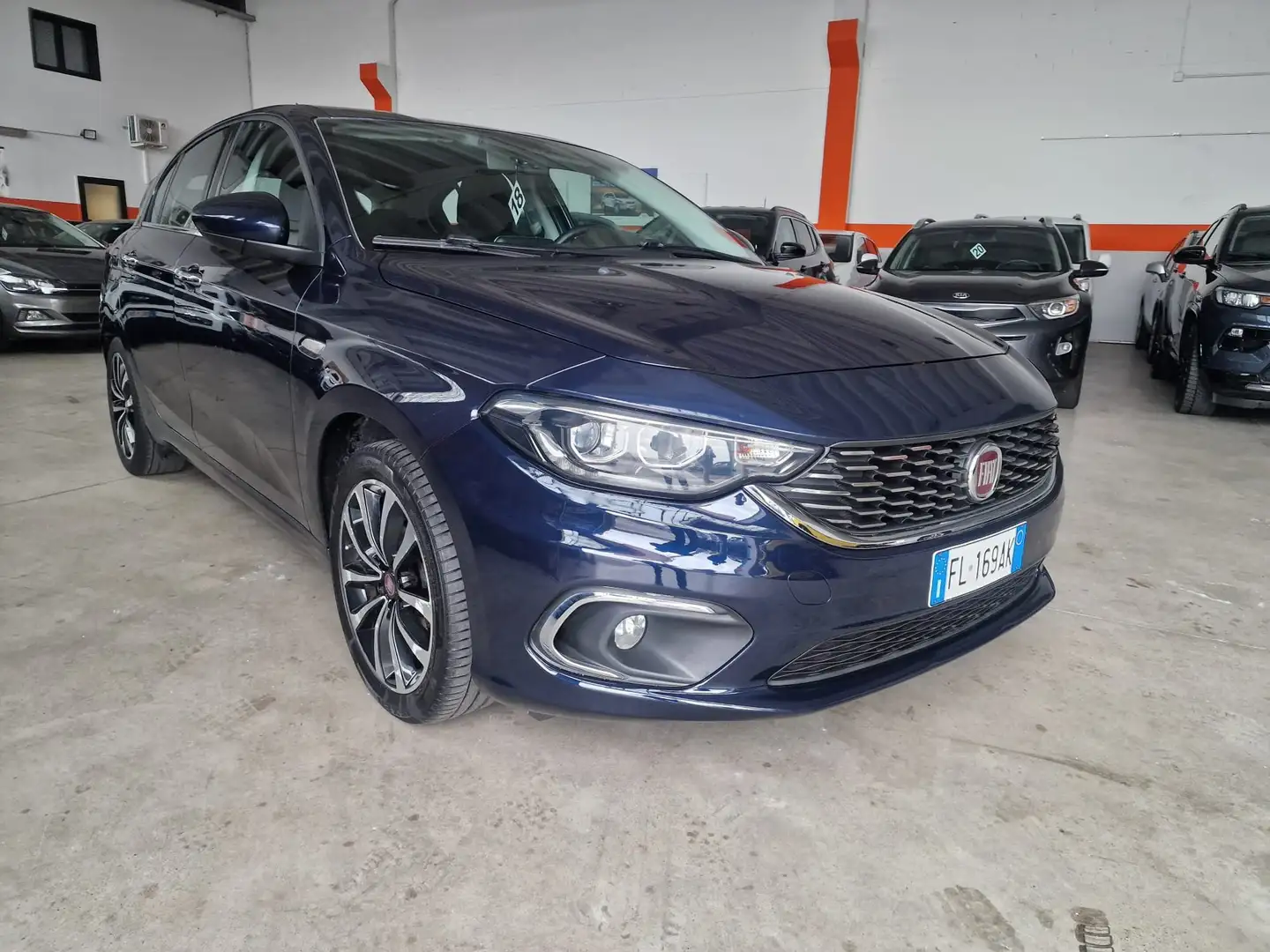 Fiat Tipo Tipo 5 porte II 2016 5p 1.4 tjt Lounge Gpl 120cv Bleu - 1