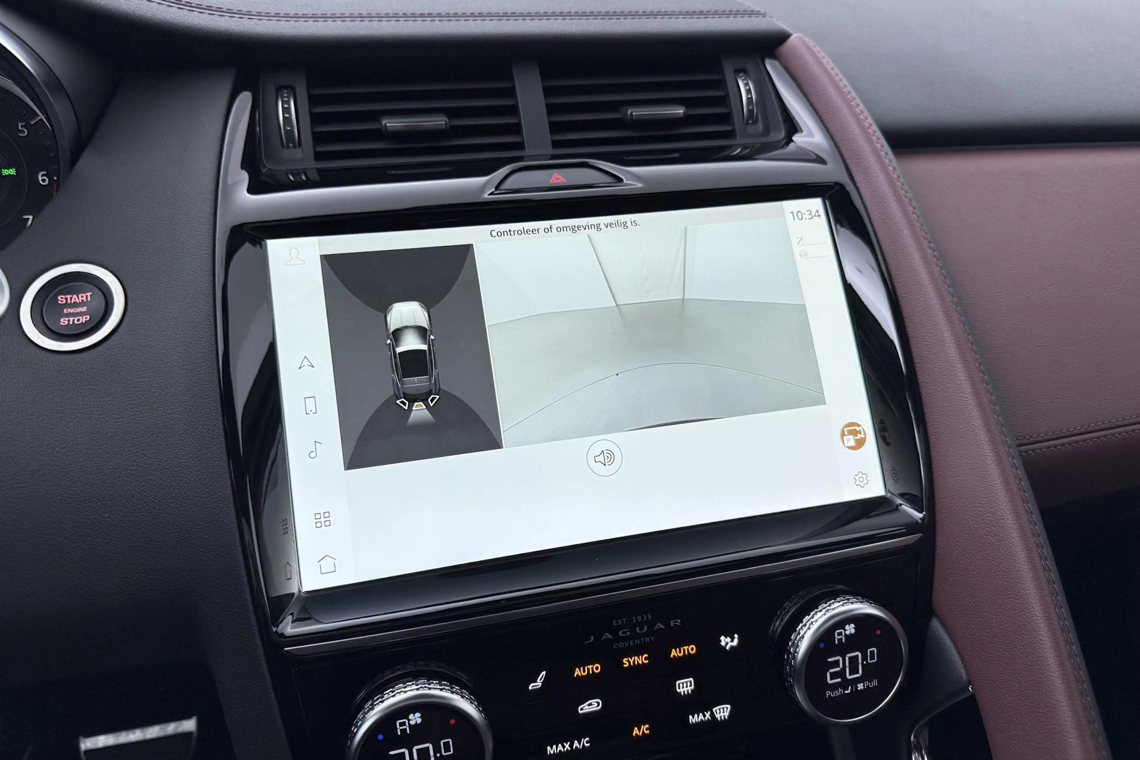 Jaguar E-Pace P300e AWD R-Dynamic S | ACC | Panoramadak | Memory — photo 13