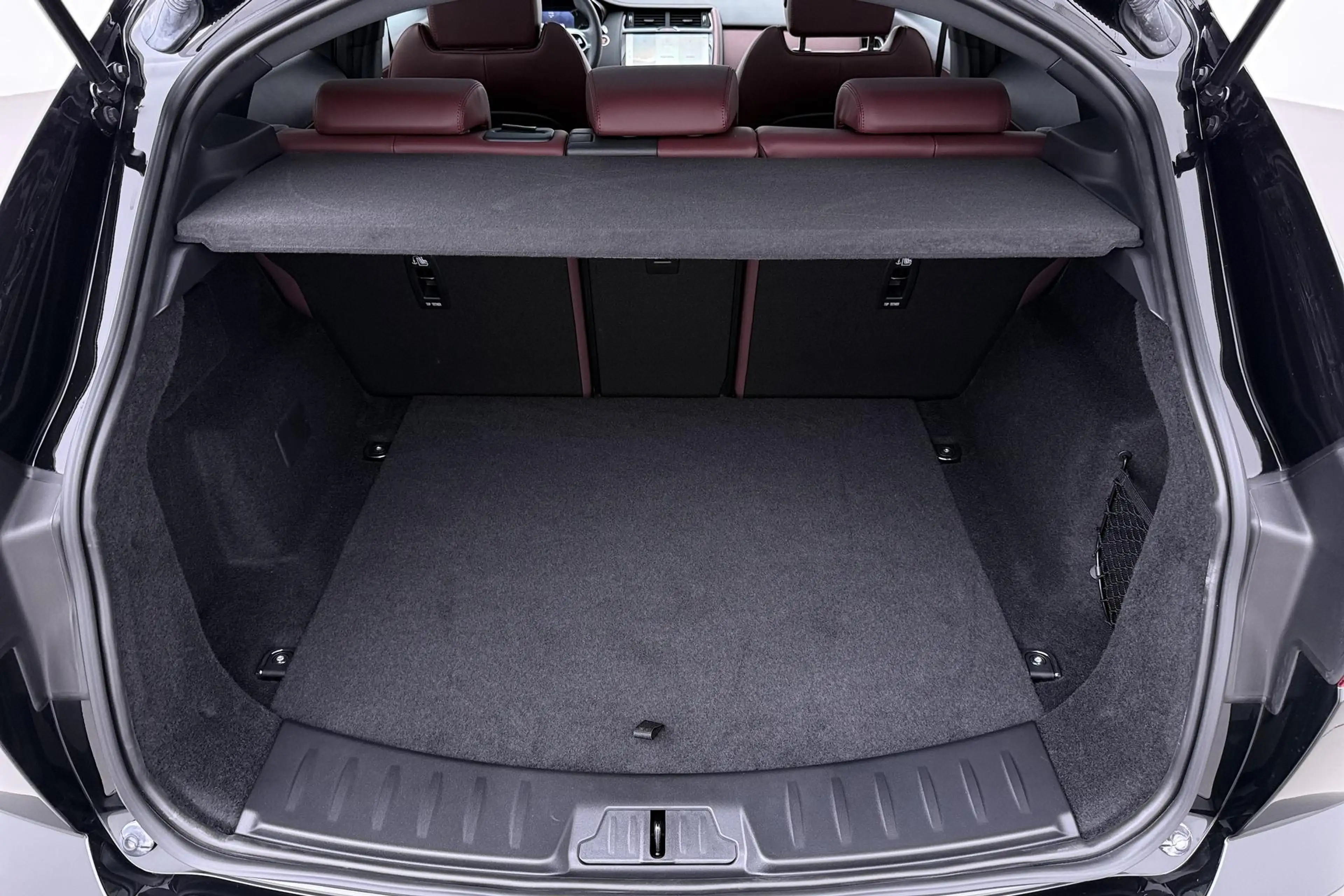 Jaguar E-Pace P300e AWD R-Dynamic S | ACC | Panoramadak | Memory — photo 47