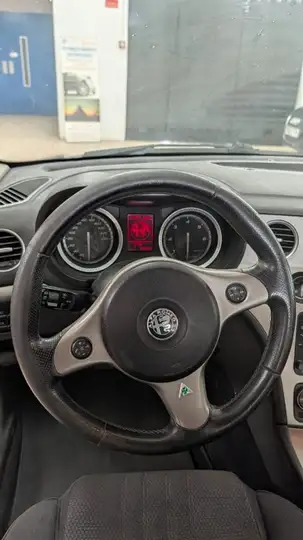 Alfa Romeo Alfa 159 1.9 JTD Distinctive 2009, foto 11