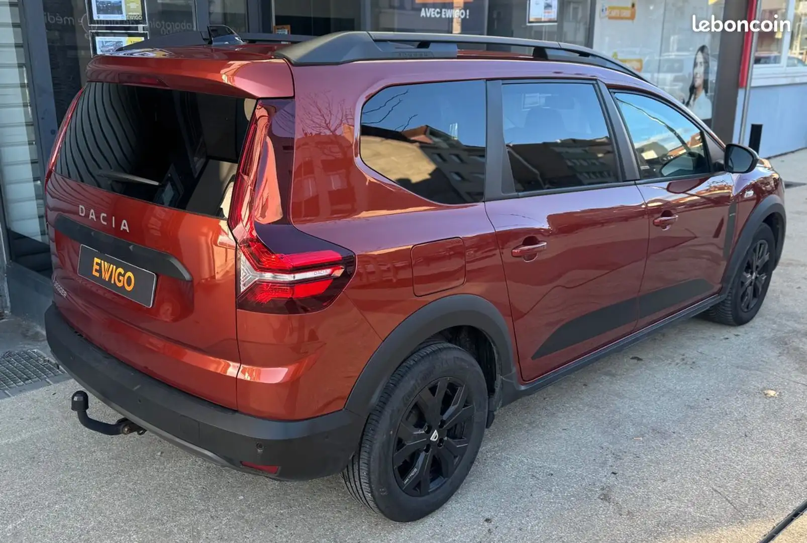 Dacia Jogger 1.0 tce 110ch extreme bvm6 carplay camera gps attelage Or - 2