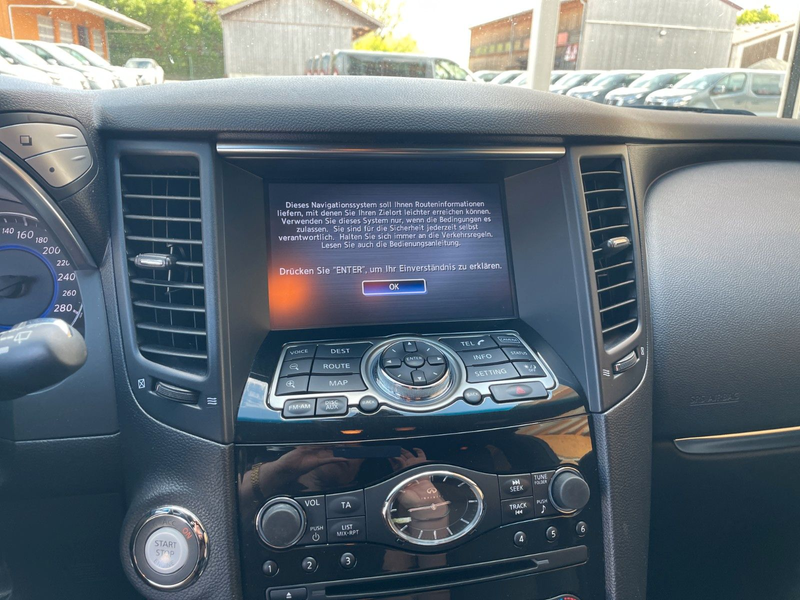 Infiniti QX70 3.7 AWD Aut. Automatik - S Premium — photo 7