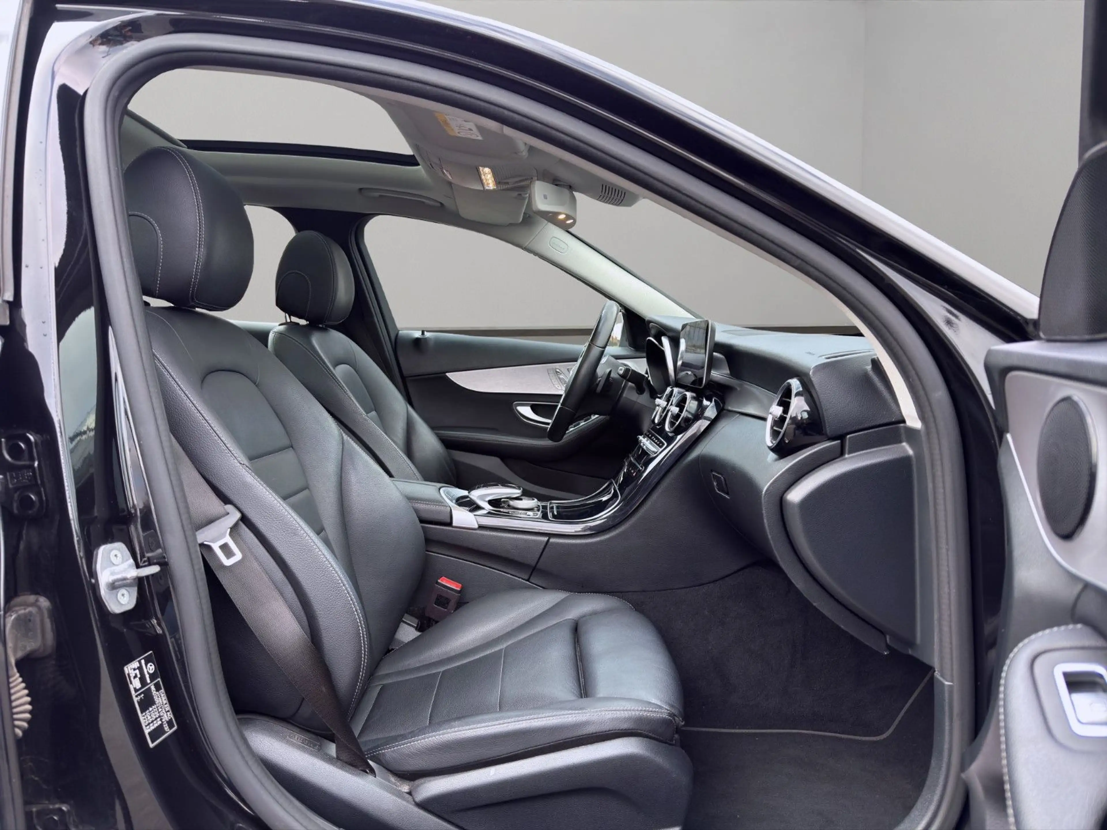 Mercedes-Benz C 220 C220d 9G T PANO LEDER MEMORY MULTIB CAM 17" — photo 13