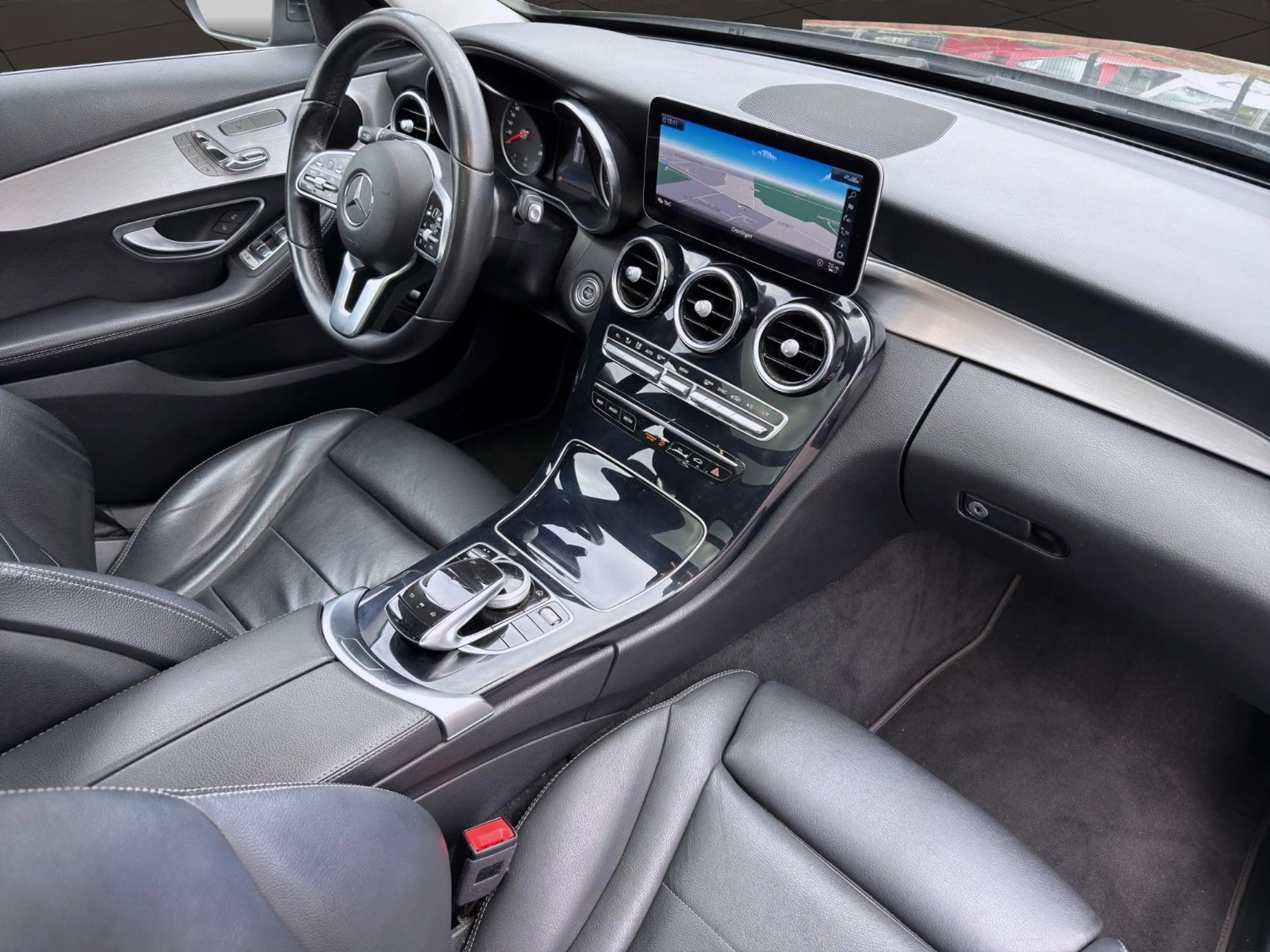 Mercedes-Benz C 220 C220d 9G T PANO LEDER MEMORY MULTIB CAM 17" — photo 14